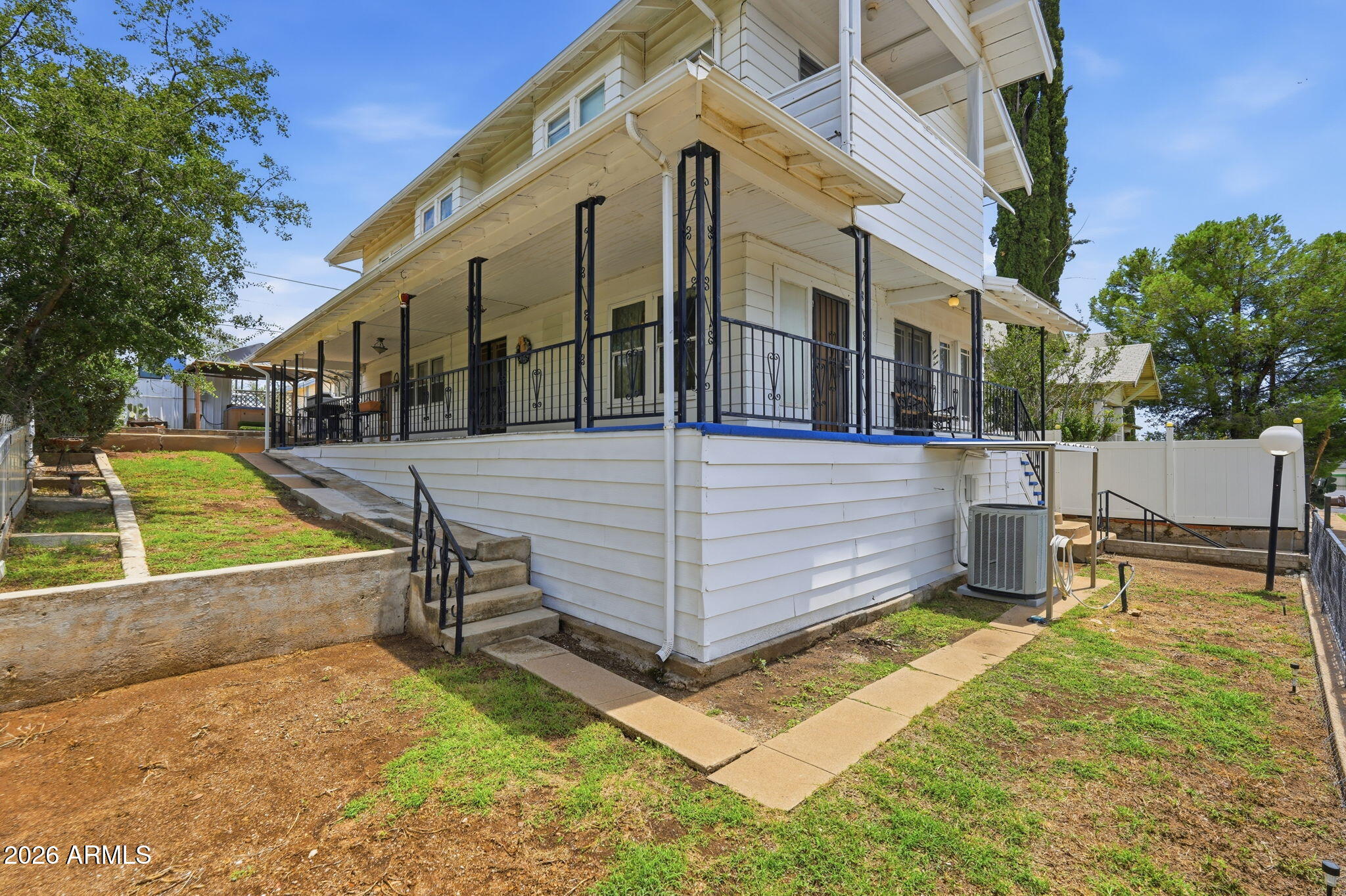 377 S SECOND Street