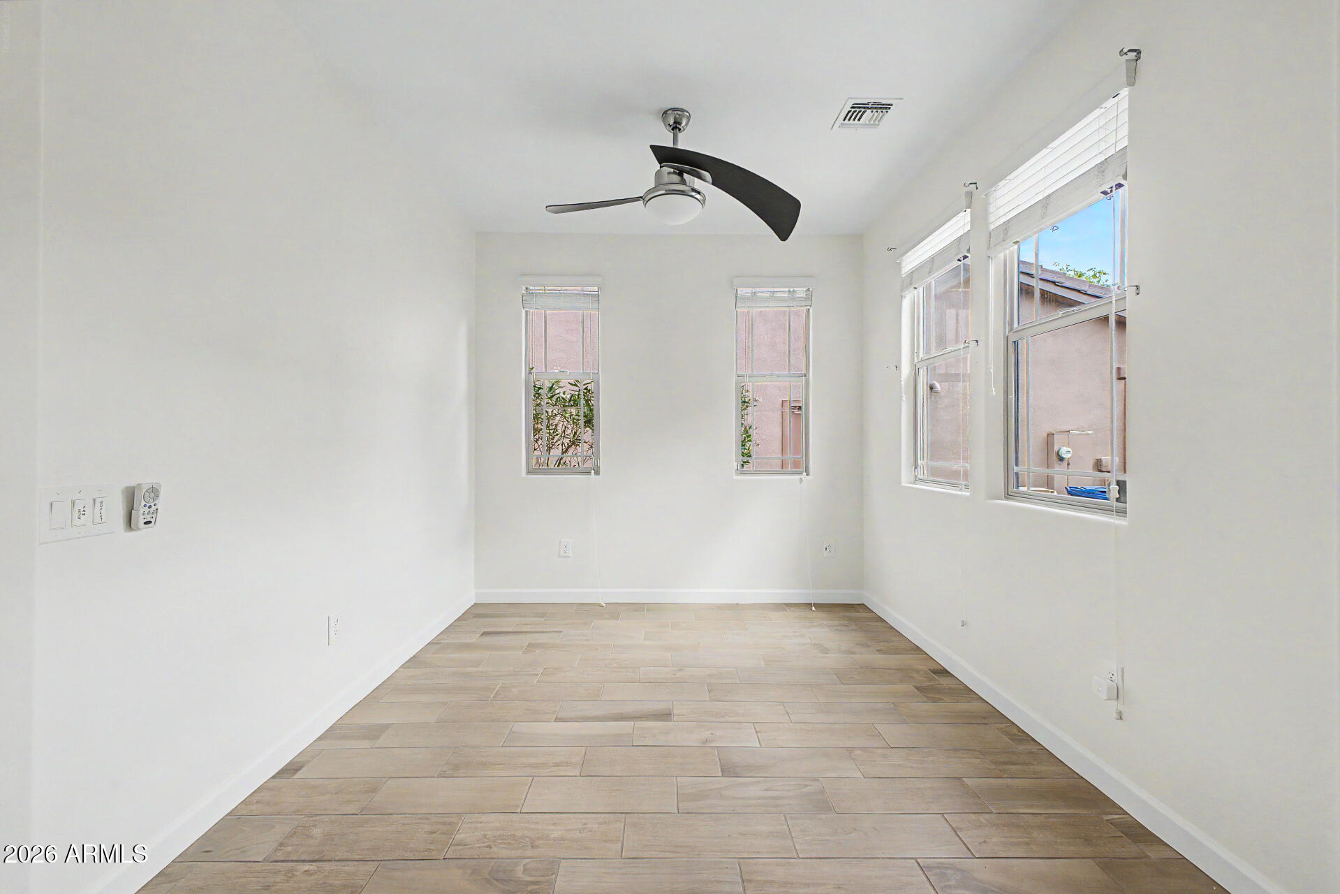 20682 W COLINA Court