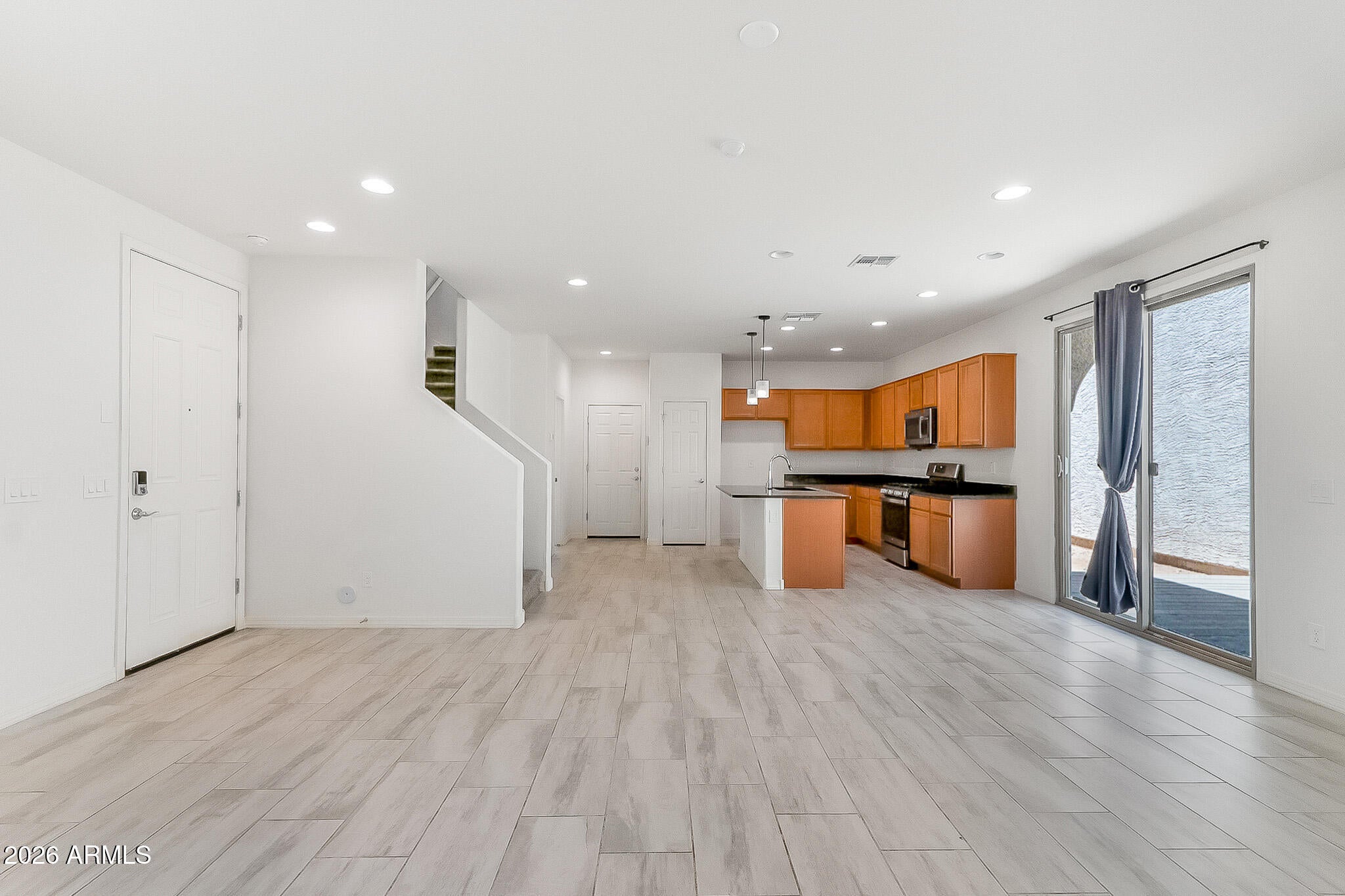 5818 W ENCINAS Lane