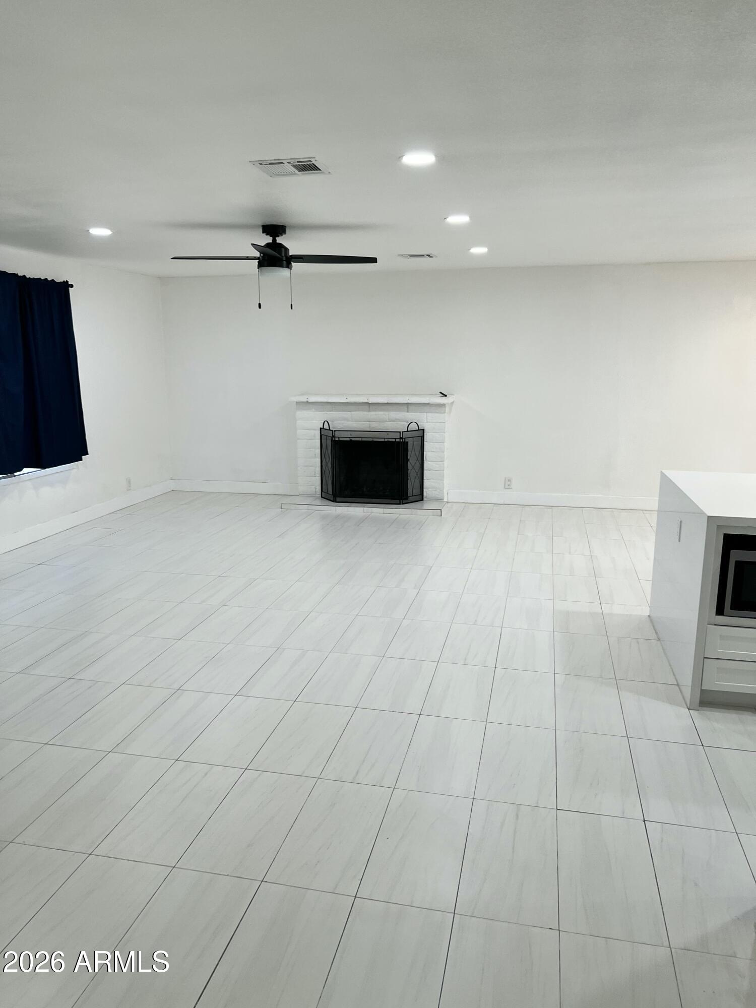 8738 E STARLIGHT Way