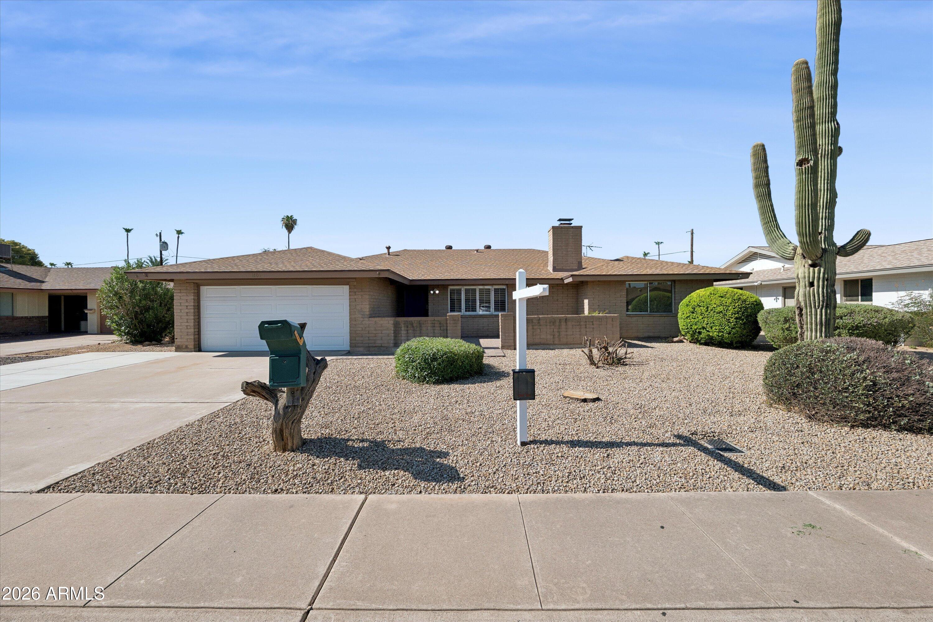 1107 E BALBOA Drive