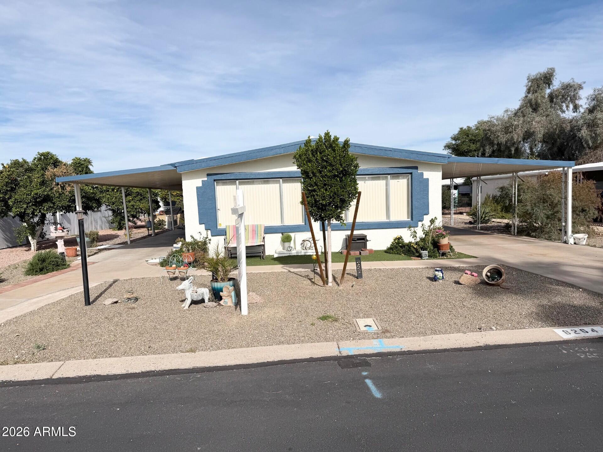 8264 E DUTCHMAN Drive