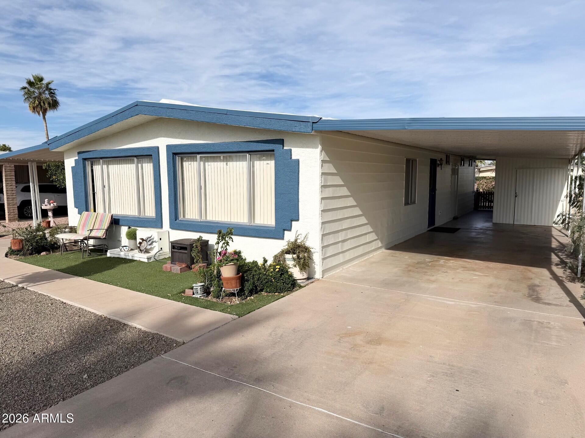 8264 E DUTCHMAN Drive