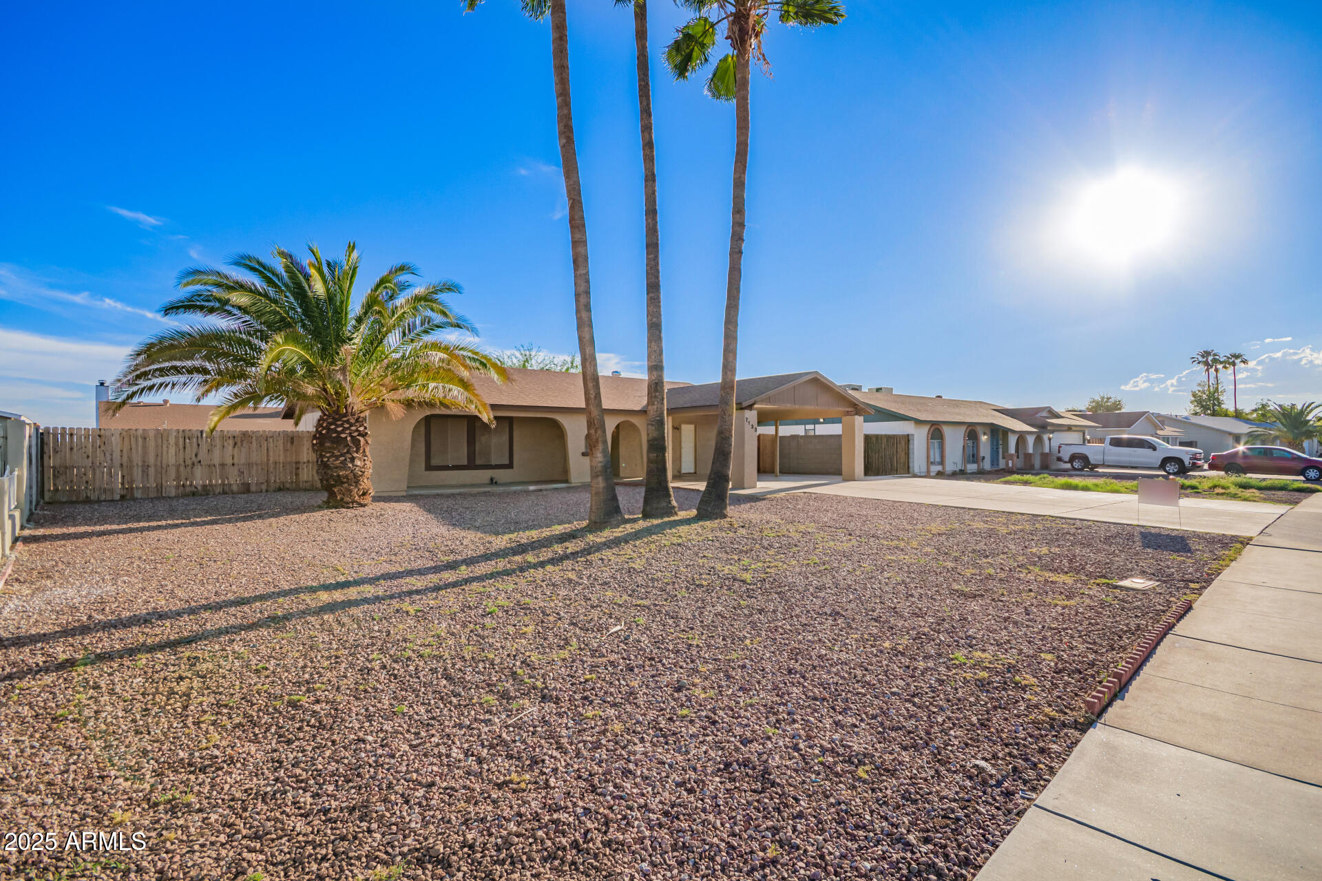 7133 W HATCHER Road