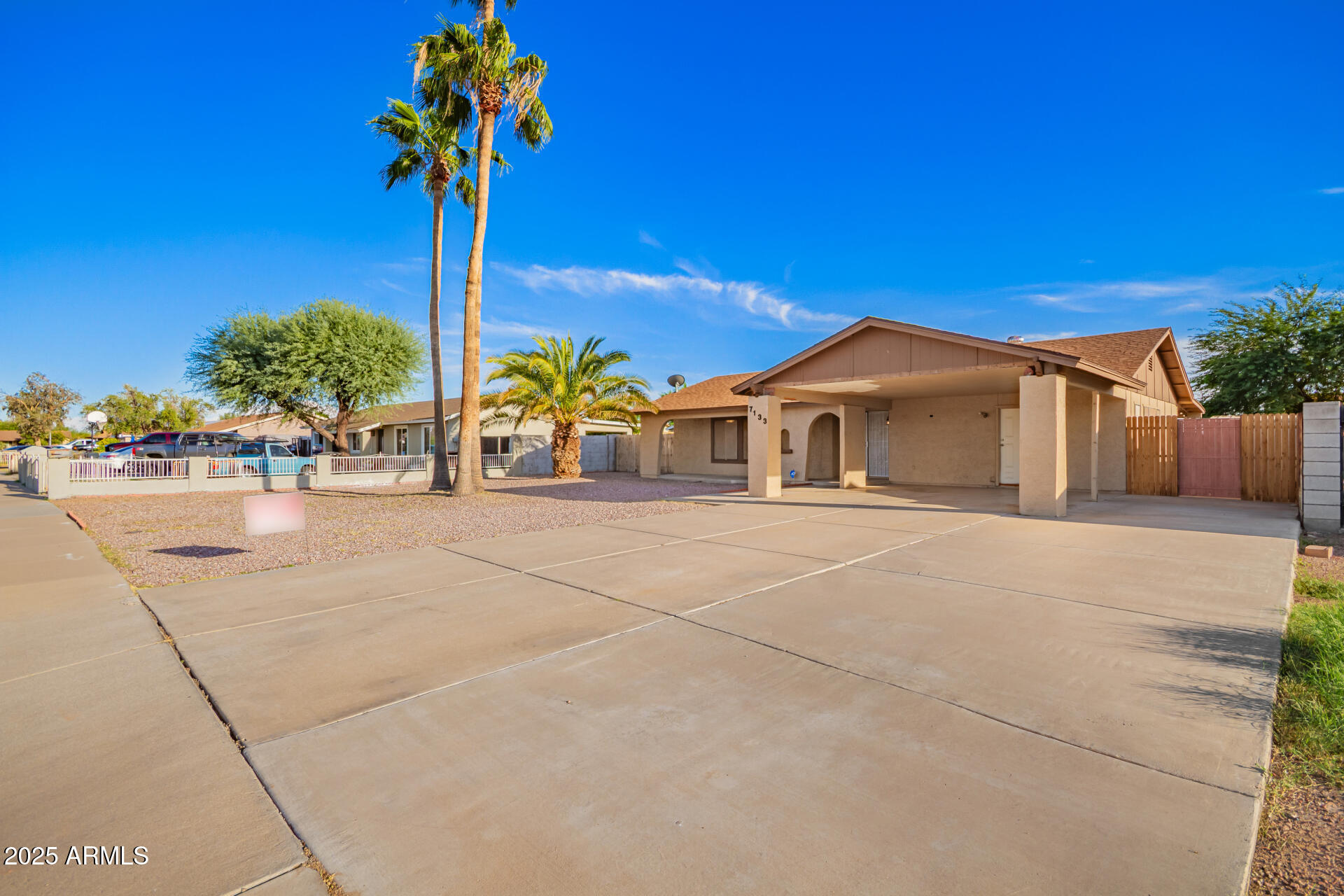 7133 W HATCHER Road