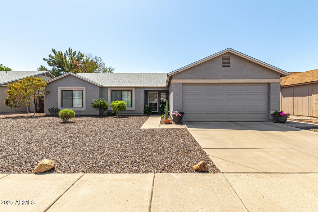 Photo of 3021 W Patrick Lane, Phoenix, AZ 85027 (MLS # 6934674)