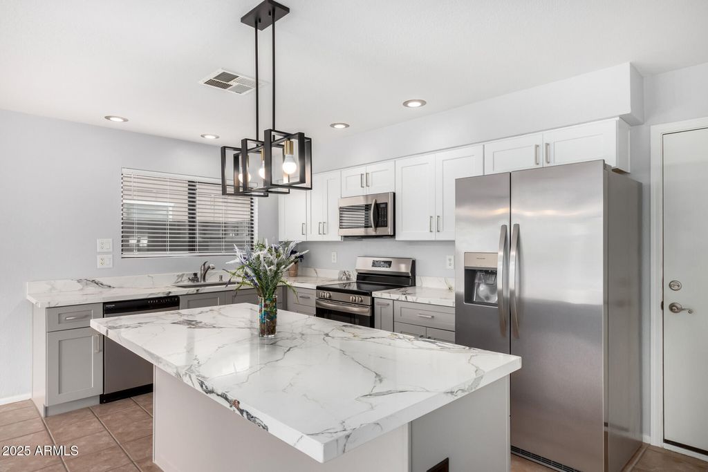 Photo of 3021 W Patrick Lane, Phoenix, AZ 85027 (MLS # 6934674)