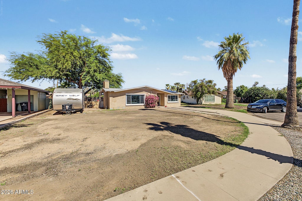 Photo of 1128 N Walnut Drive, Casa Grande, AZ 85122 (MLS # 7086840)