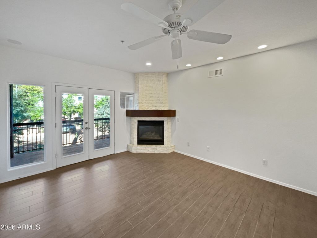 Photo of 7021 E Earll Drive #204, Scottsdale, AZ 85251 (MLS # 6972127)