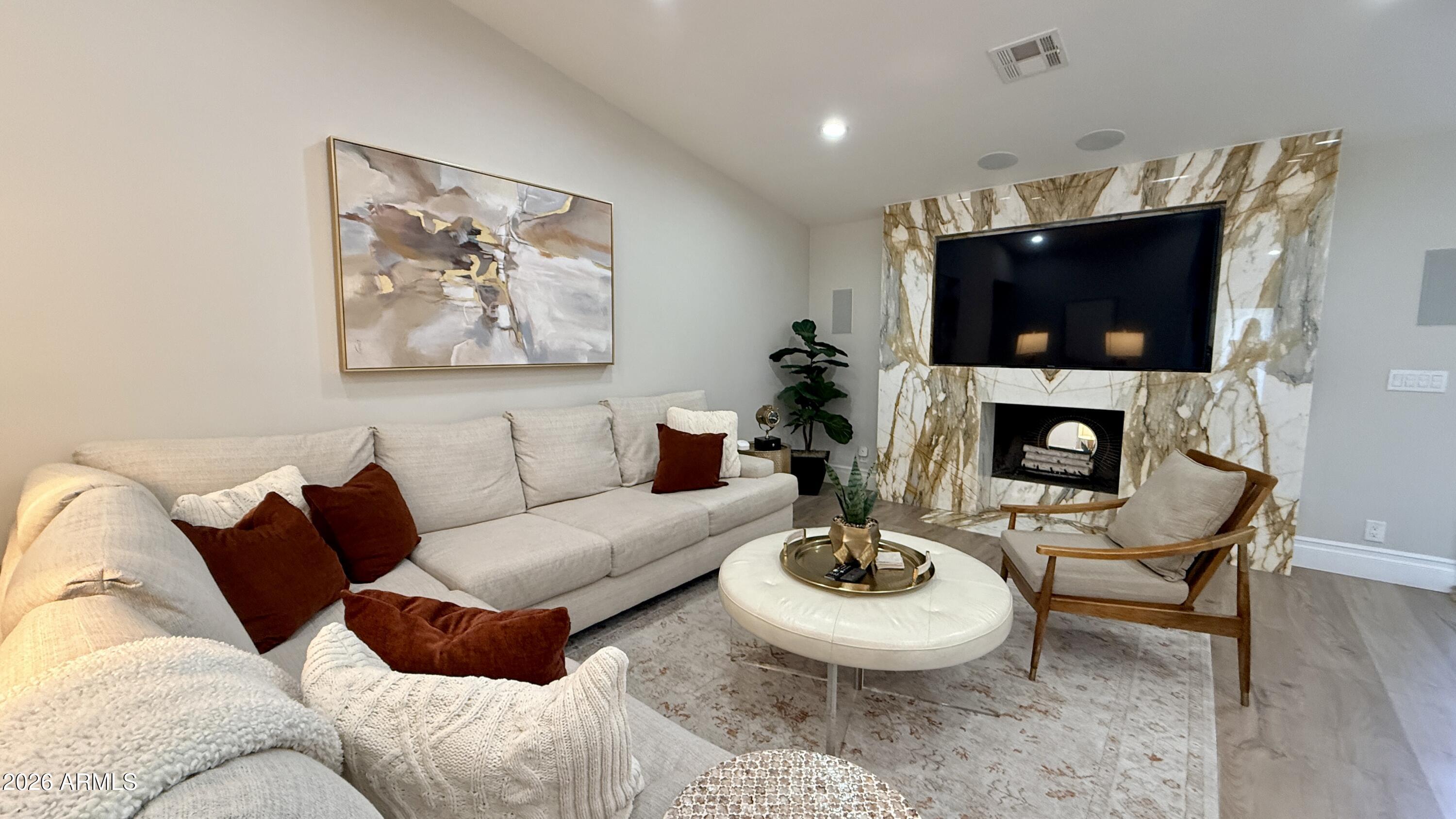 ROADRUNNER ESTATES EAST UNIT 6 - Residential