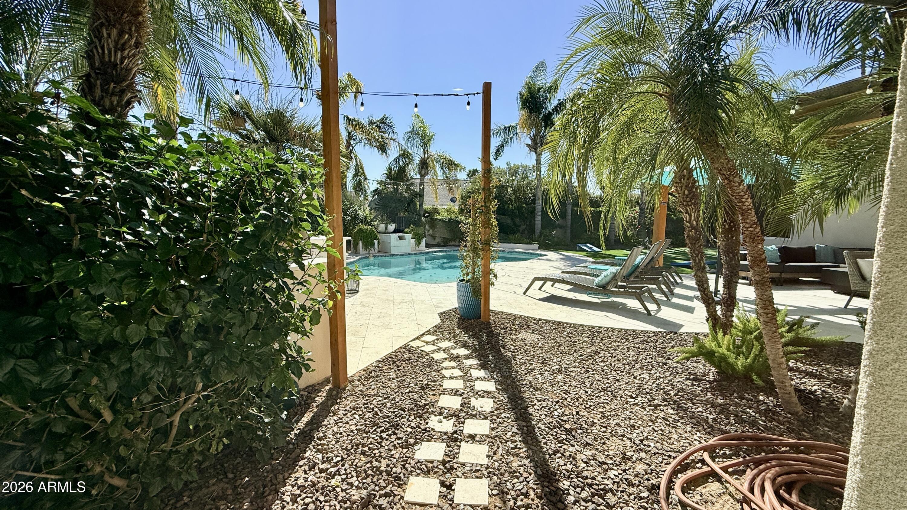 ROADRUNNER ESTATES EAST UNIT 6 - Residential
