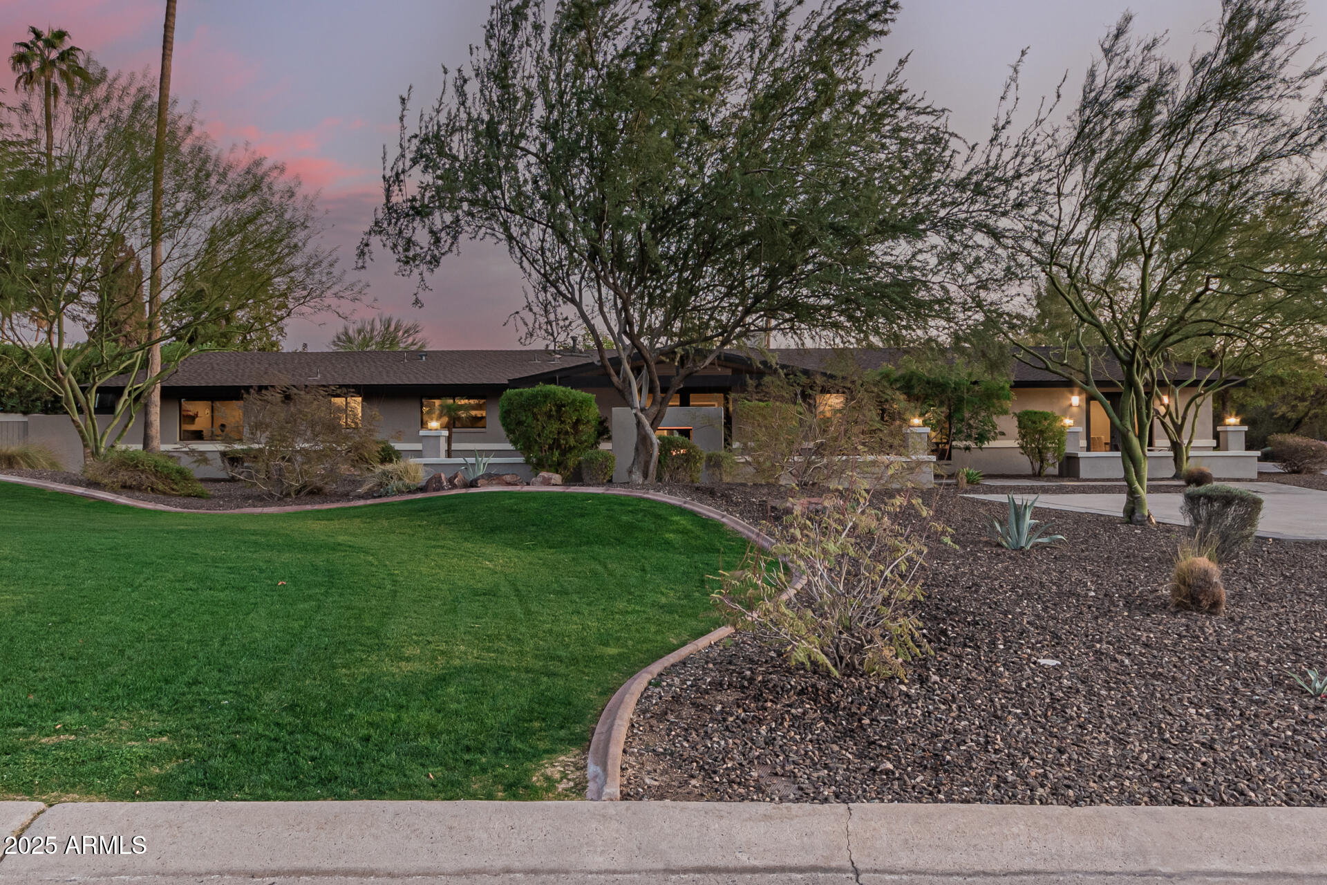 4605 E ORANGE Drive