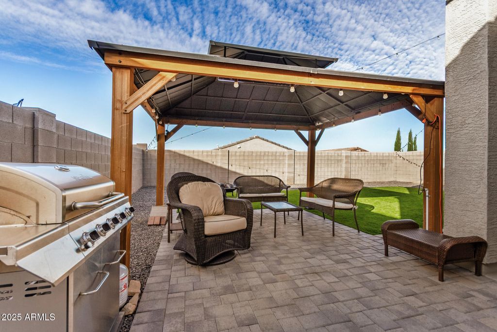 Photo of 4460 W Stickleaf Way, San Tan Valley, AZ 85144 (MLS # 6954597)