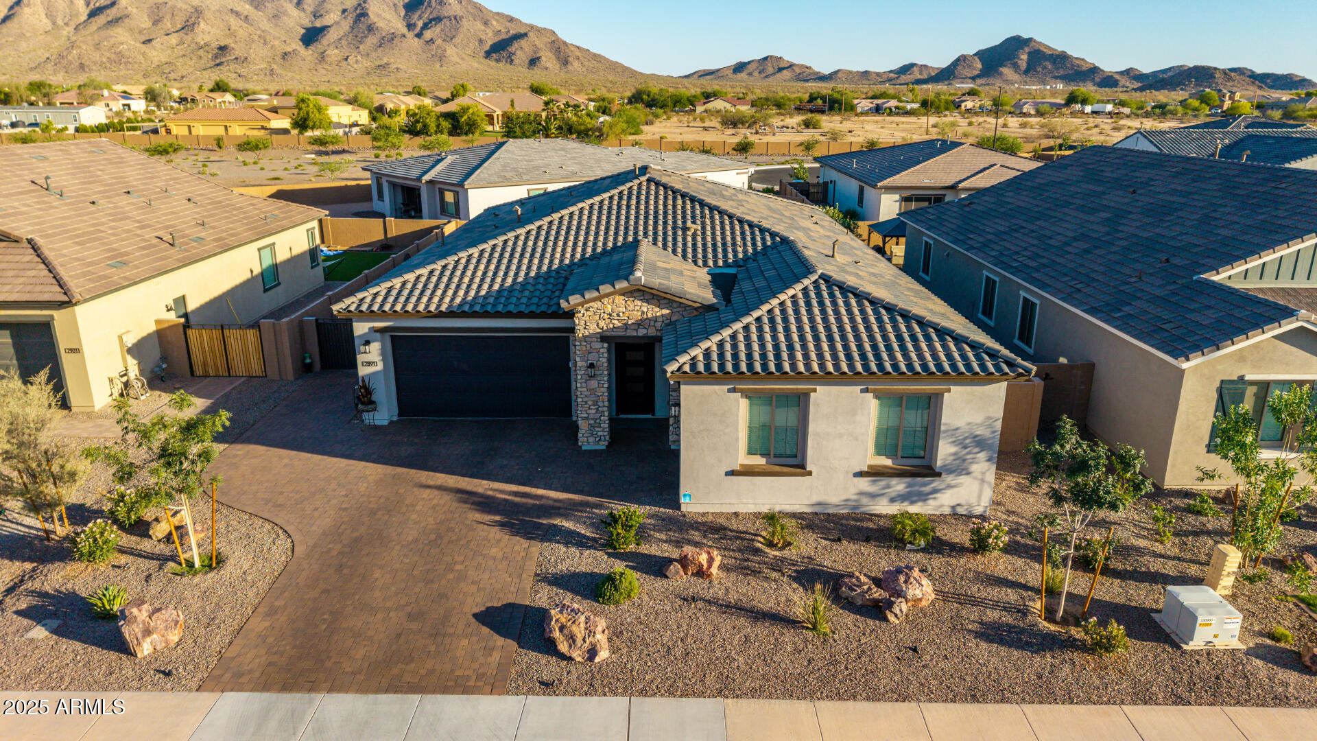 2891 E FLINTLOCK Drive