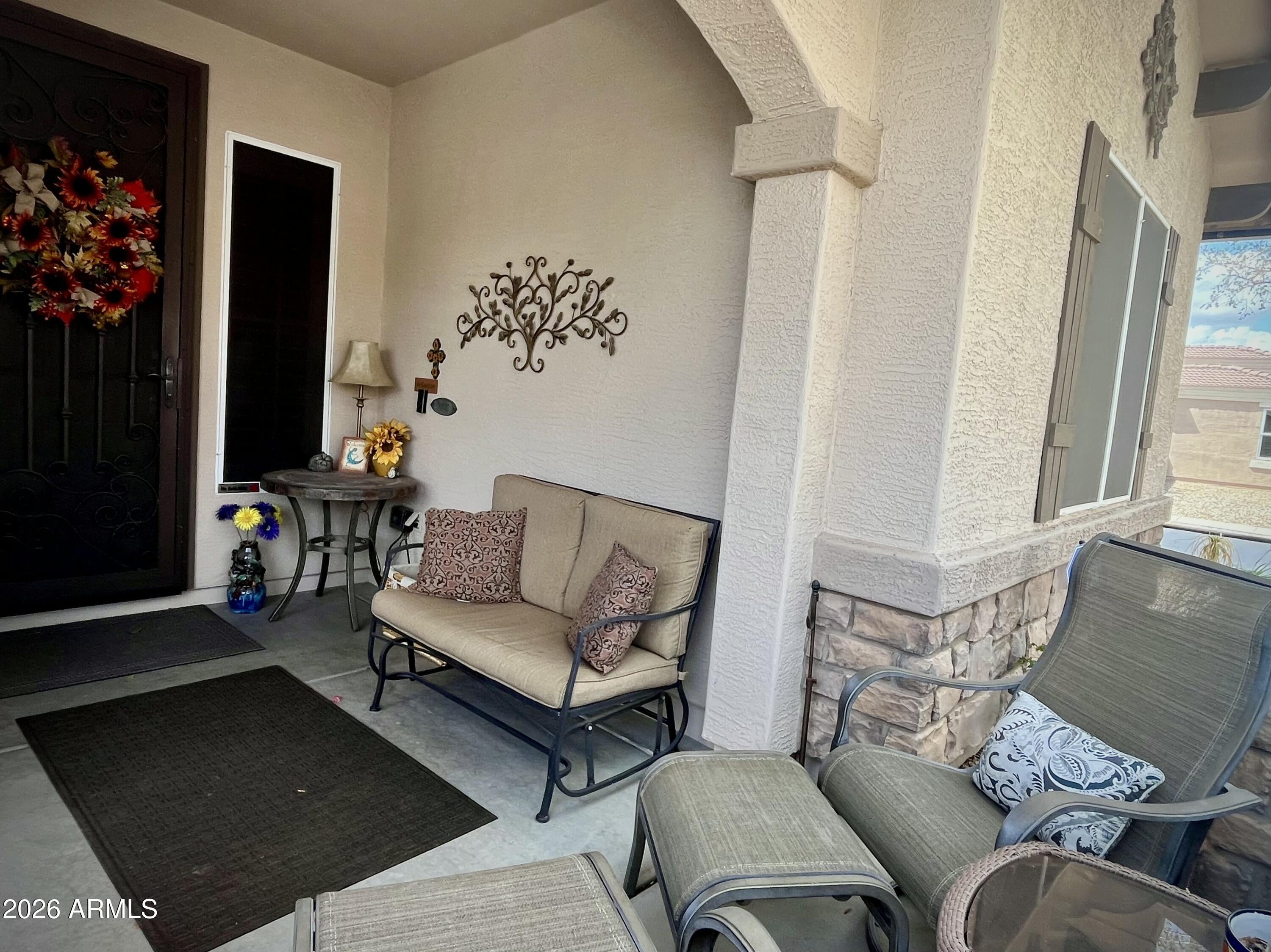 18519 W ONYX Court