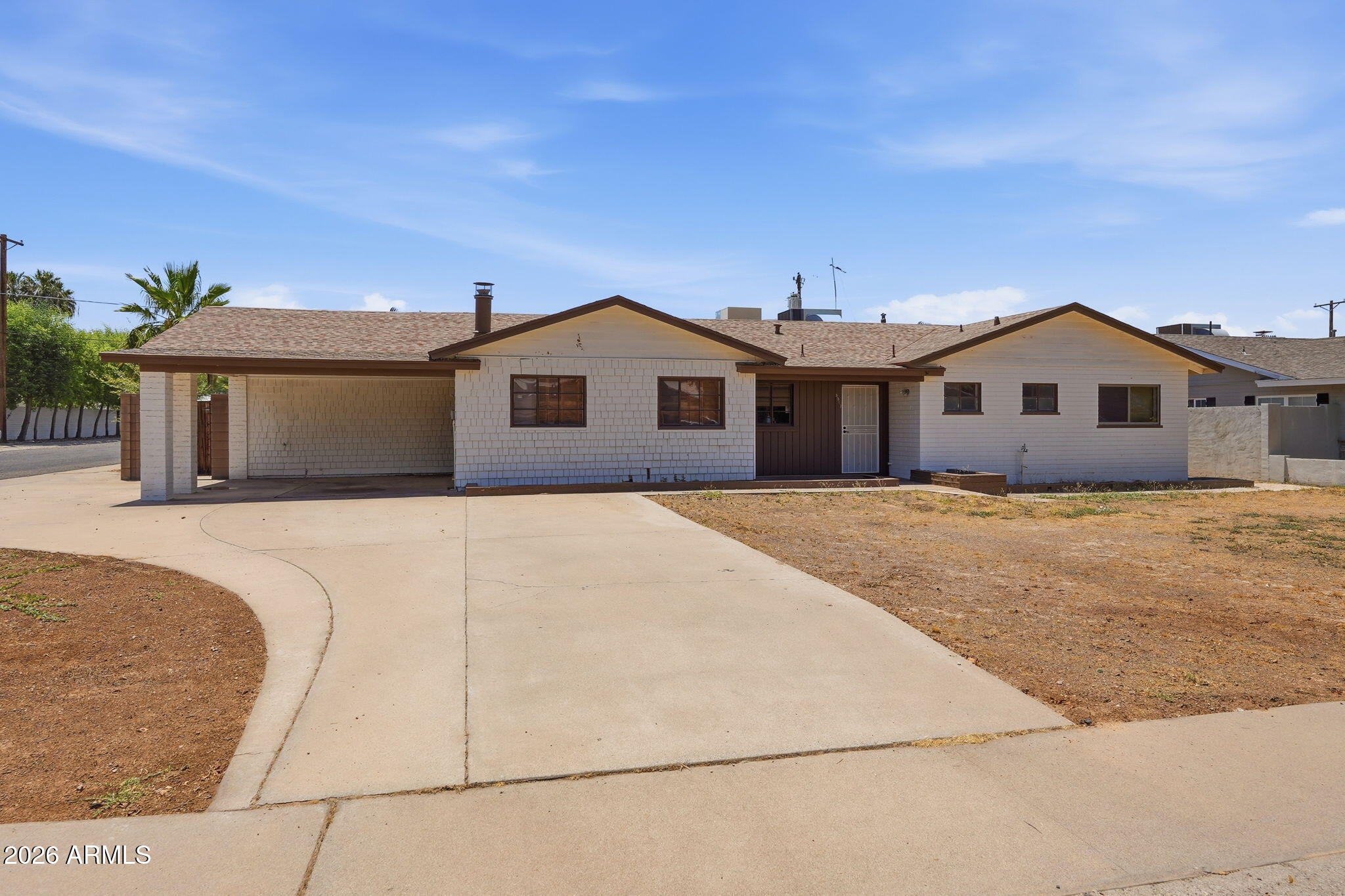 5517 E AVALON Drive