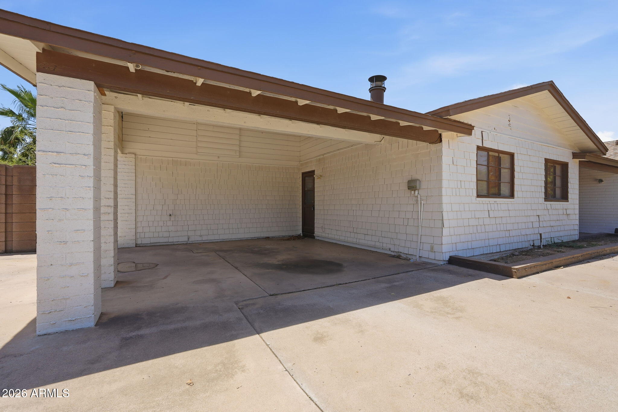 5517 E AVALON Drive