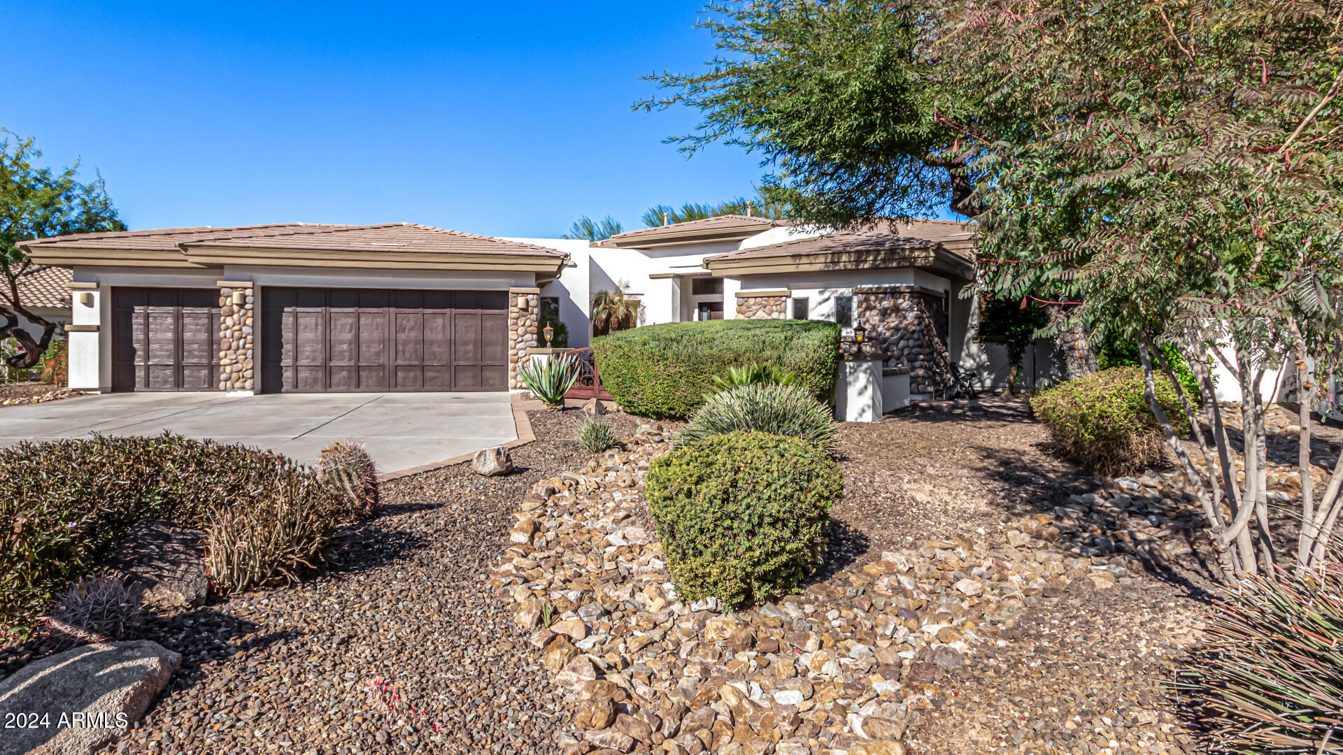 9246 W MOLLY Lane