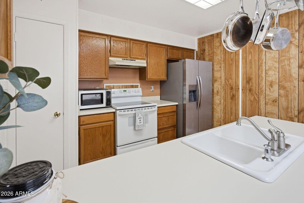Photo of 8140 N 107th Avenue #310, Peoria, AZ 85345 (MLS # 7039174)