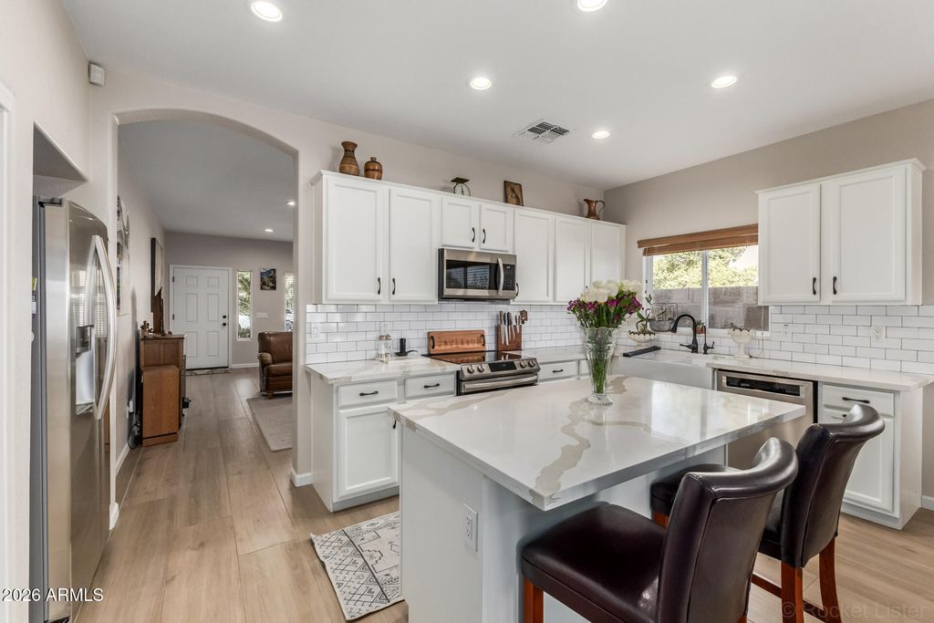 Photo of 725 S 123rd Drive, Avondale, AZ 85323 (MLS # 6998907)