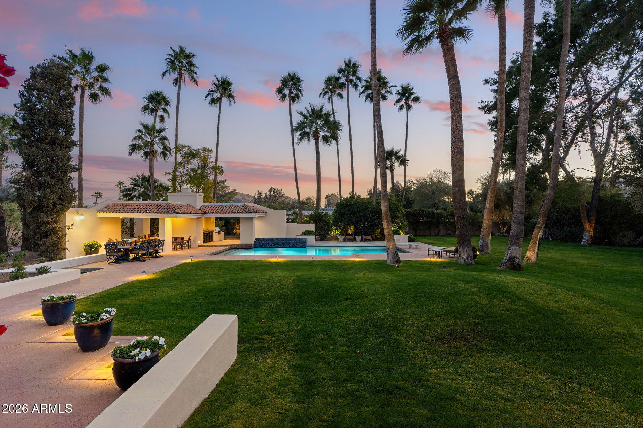 5225 E TURQUOISE Avenue