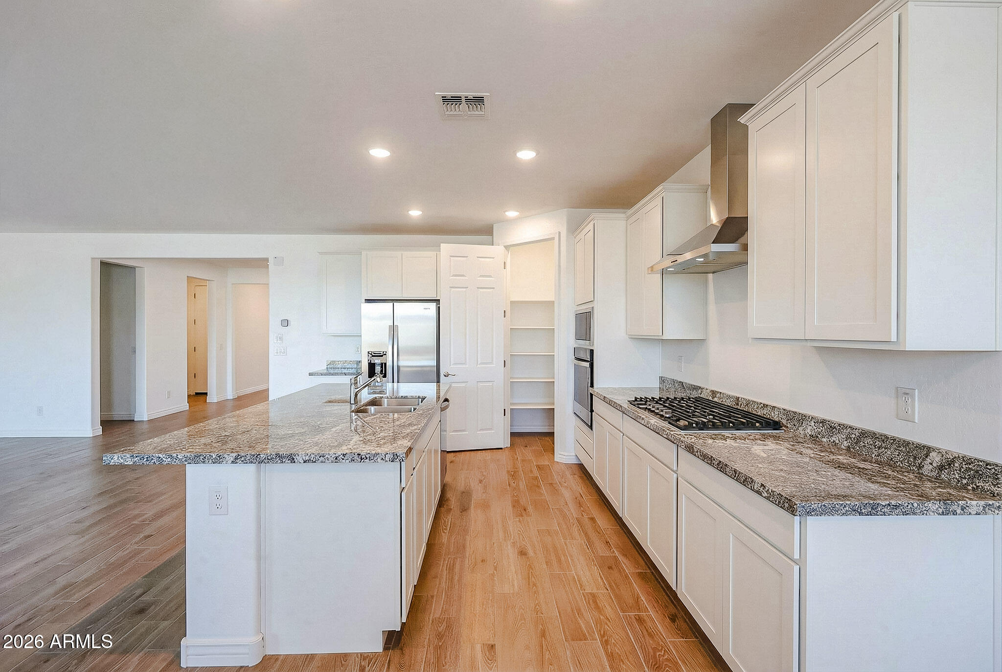 14766 W HONEYSUCKLE Drive