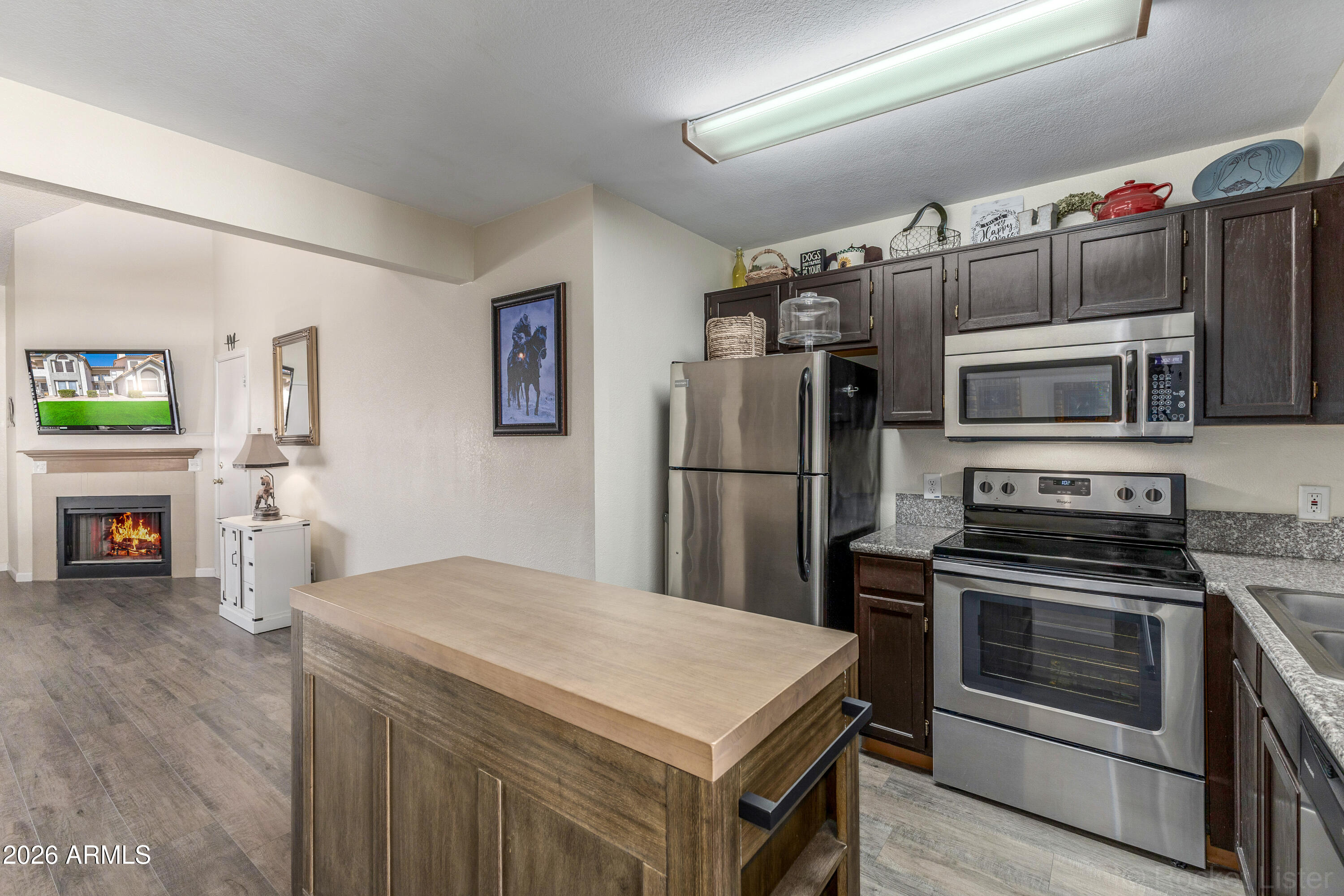 19820 N 13TH Avenue 233