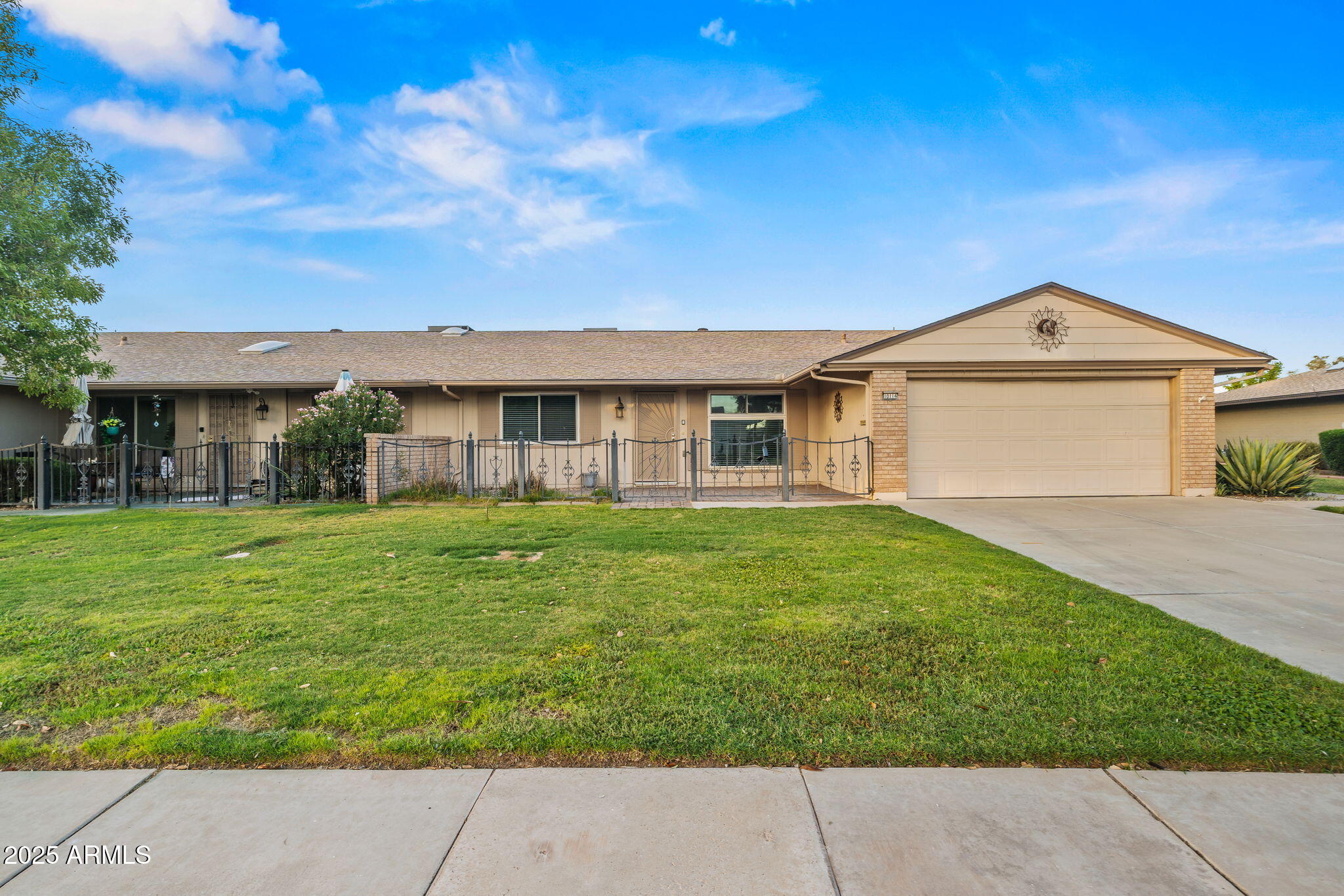 10114 W ROYAL OAK Road