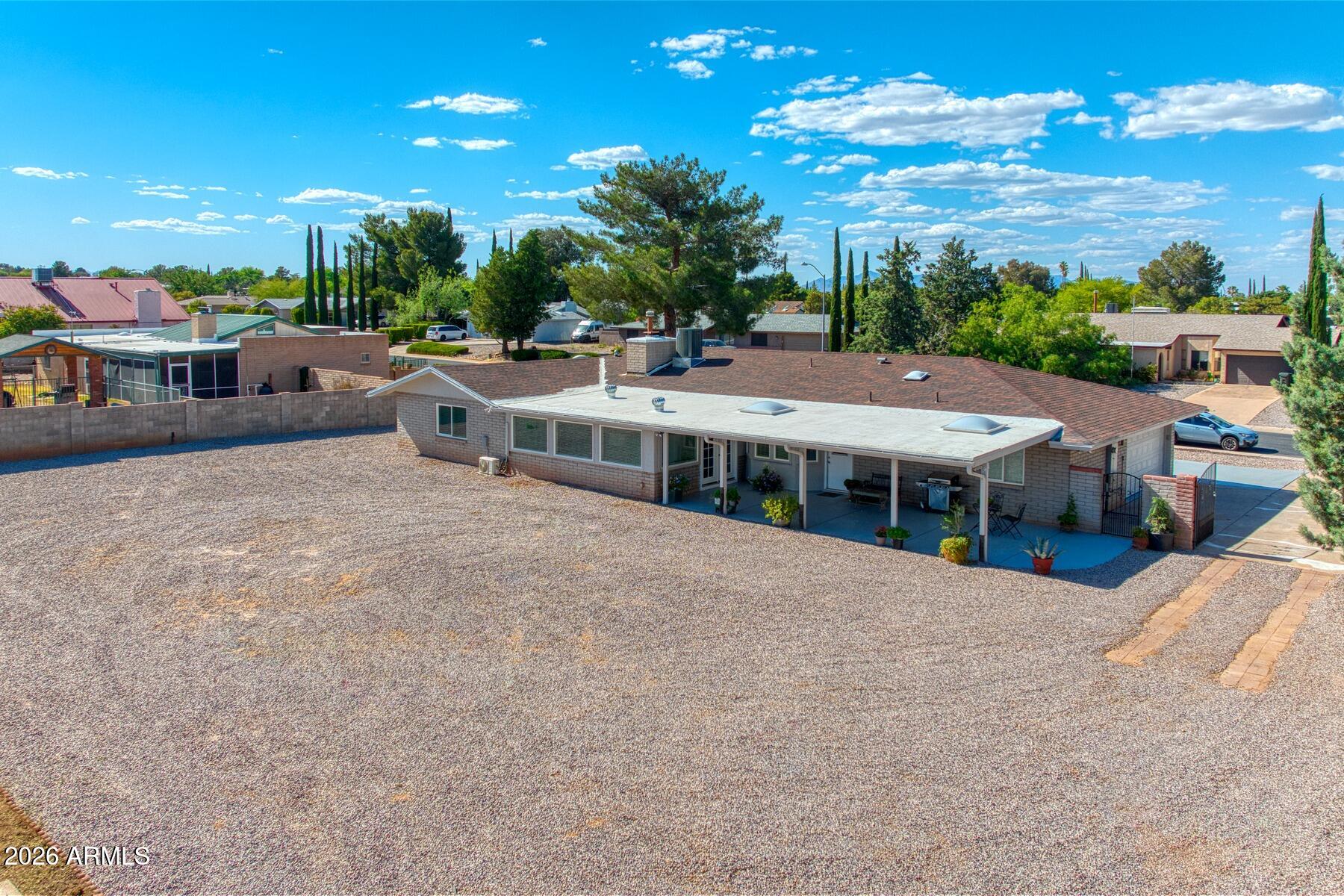 TOWN & COUNTRY ESTATES 7 - Residential