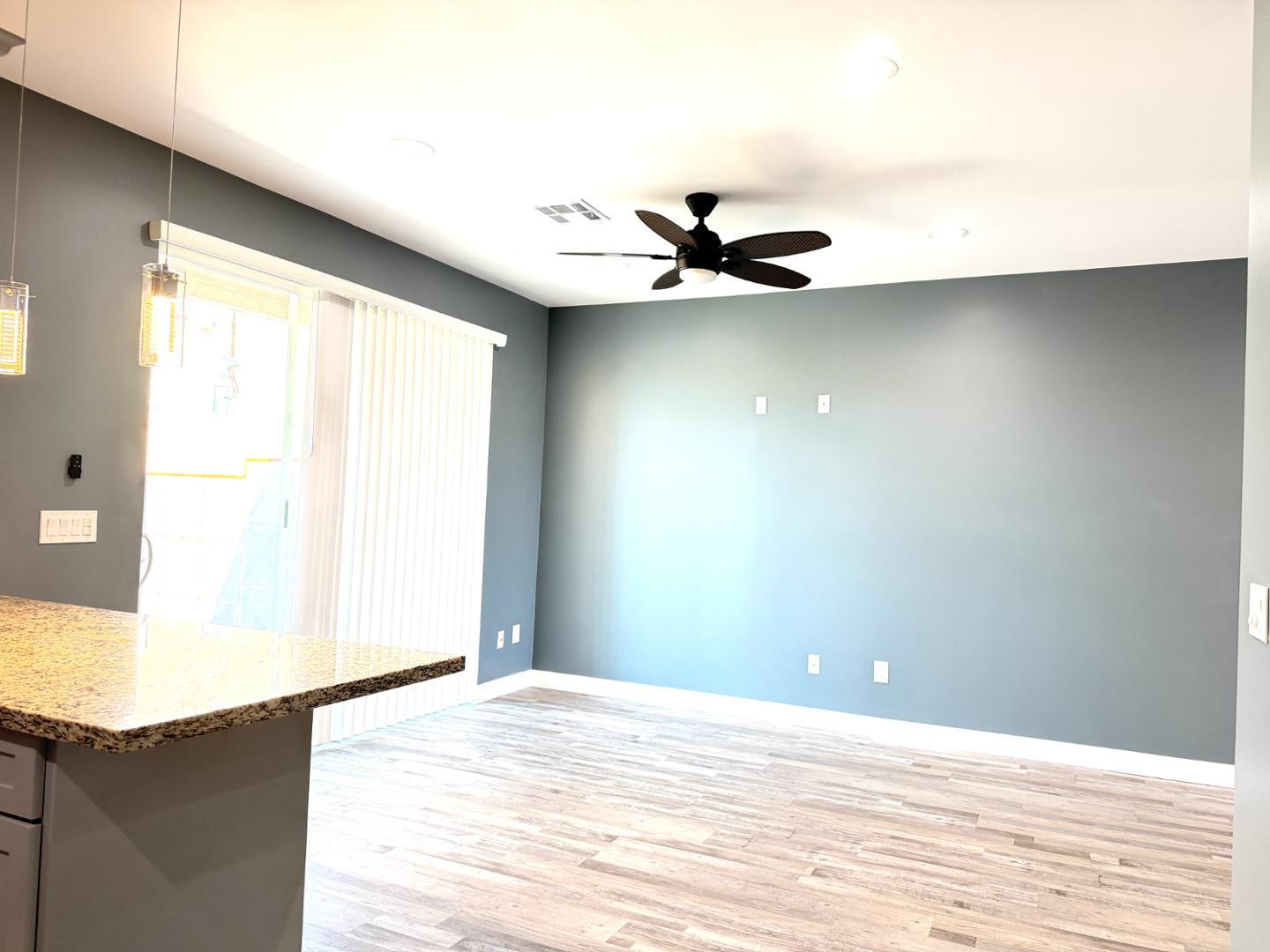 1406 E Cinnabar Avenue