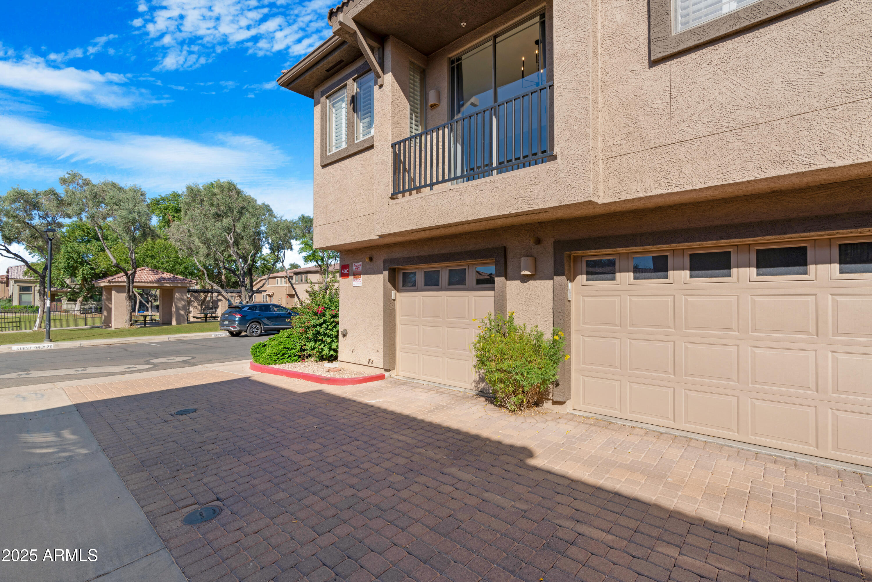 1225 N 36th Street 2073