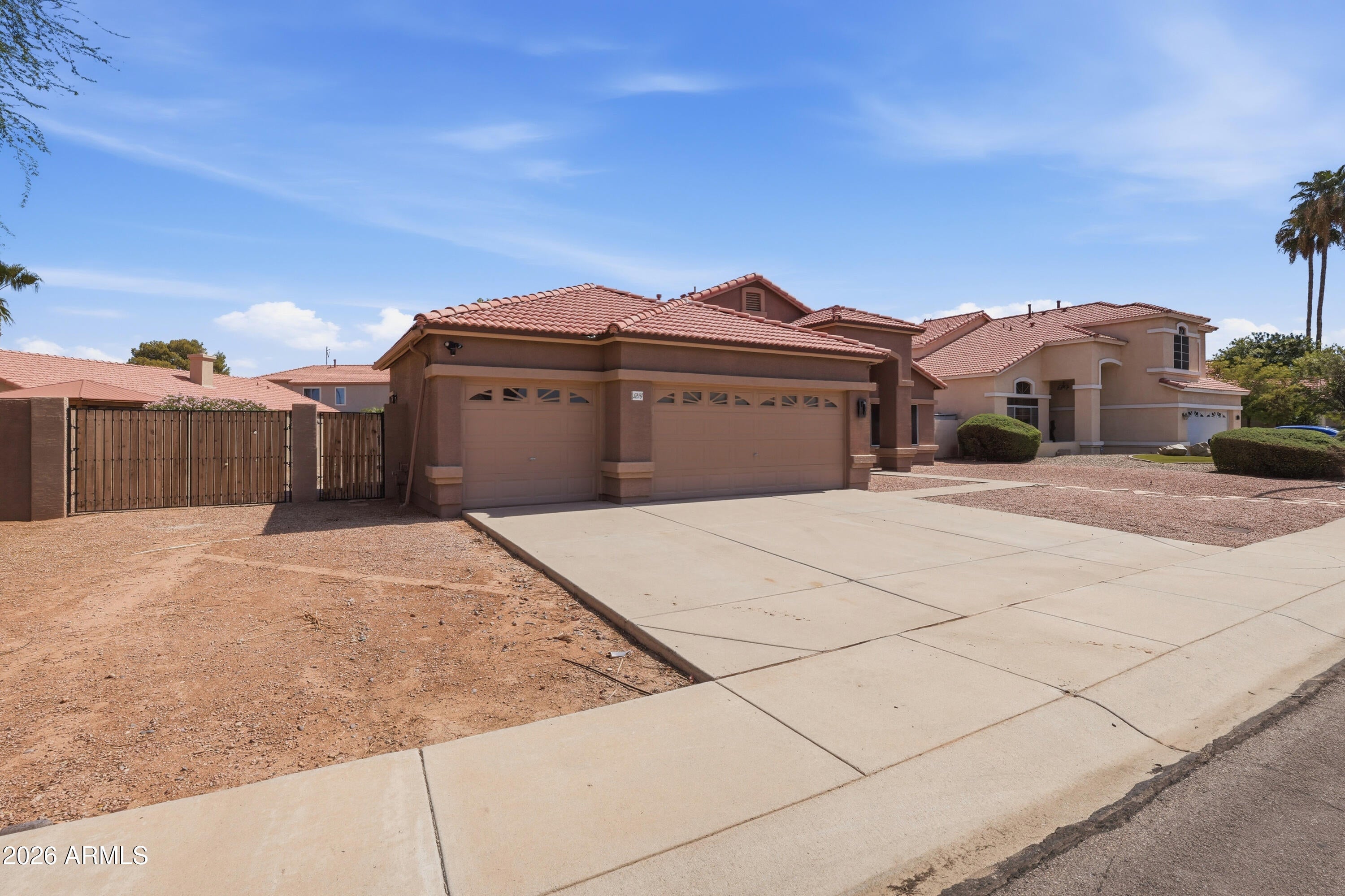 1274 E LAKE Drive