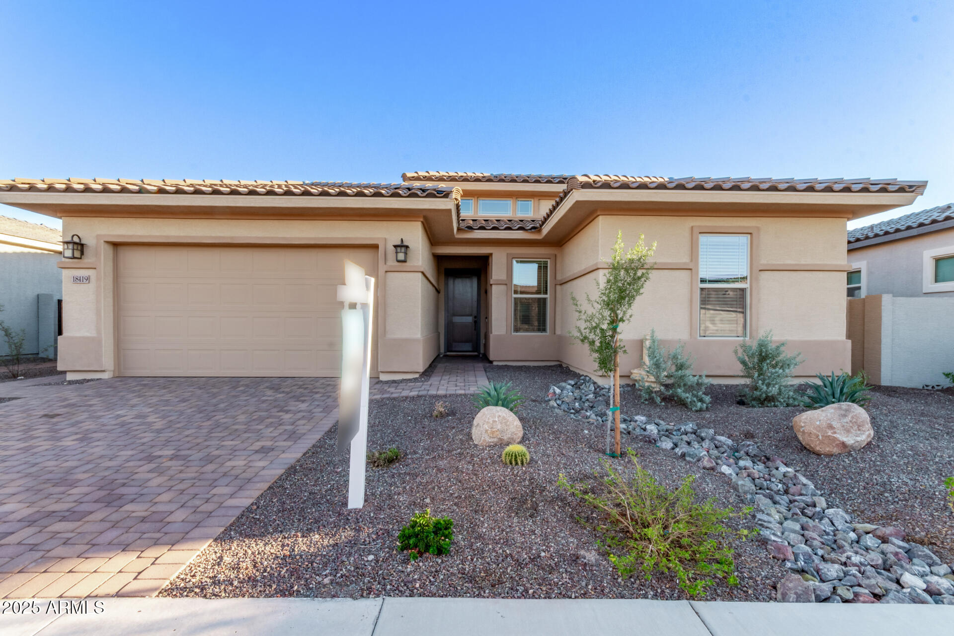 18119 W SILVERWOOD Drive