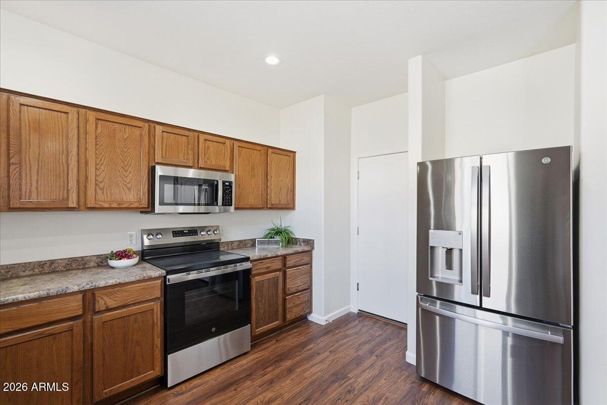 8716 W WASHINGTON Street