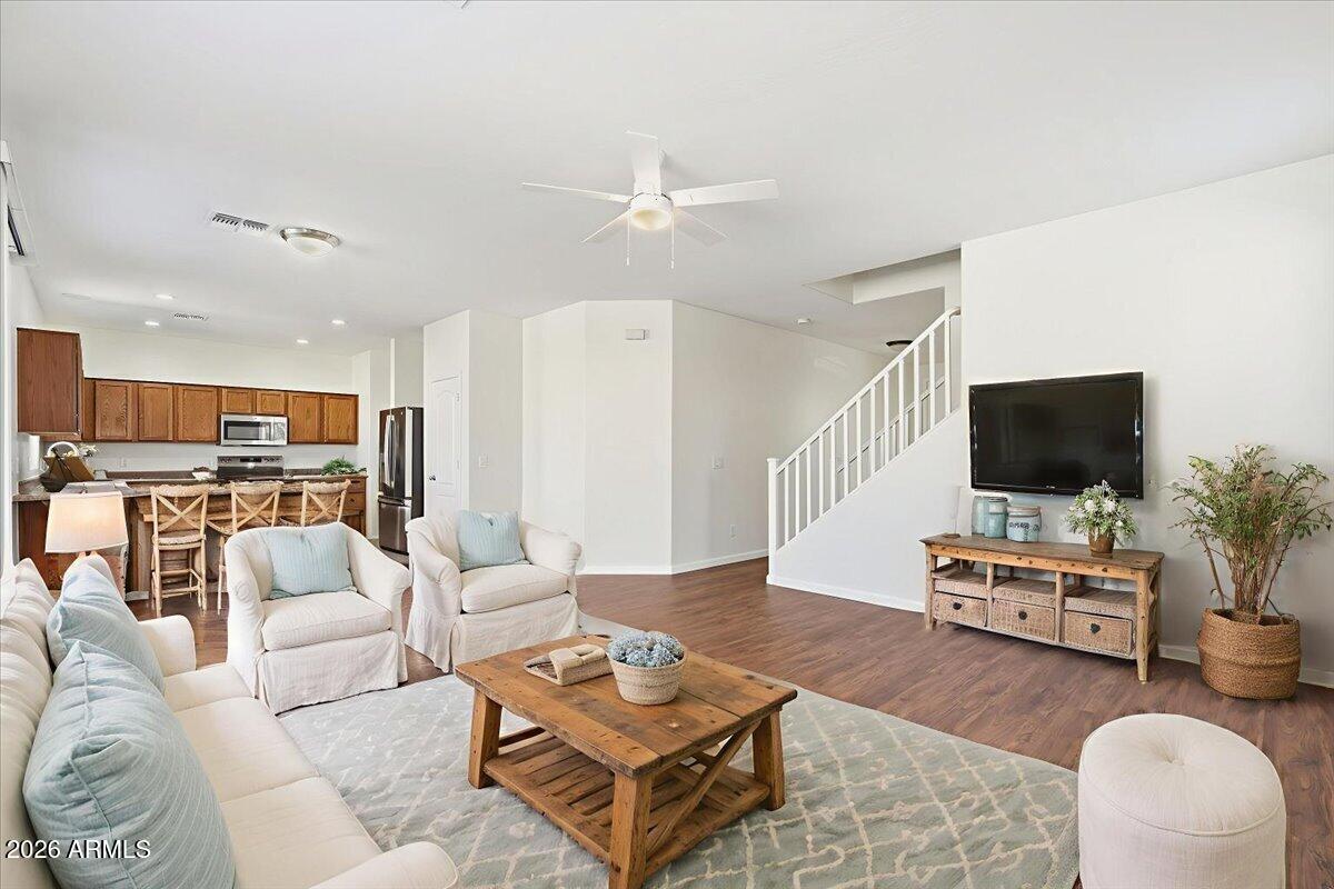 8716 W WASHINGTON Street