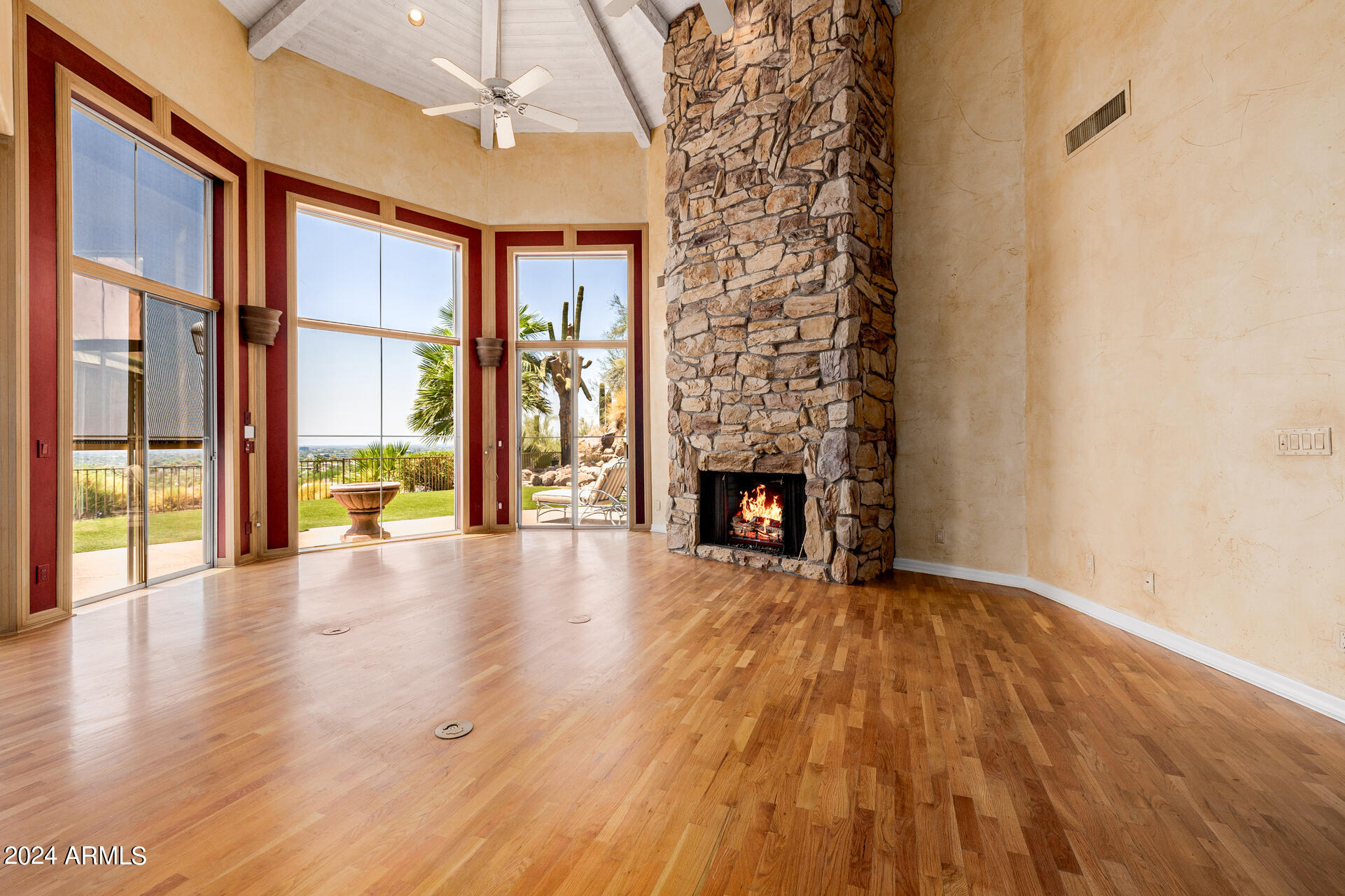 COPELAND HILL - Residential