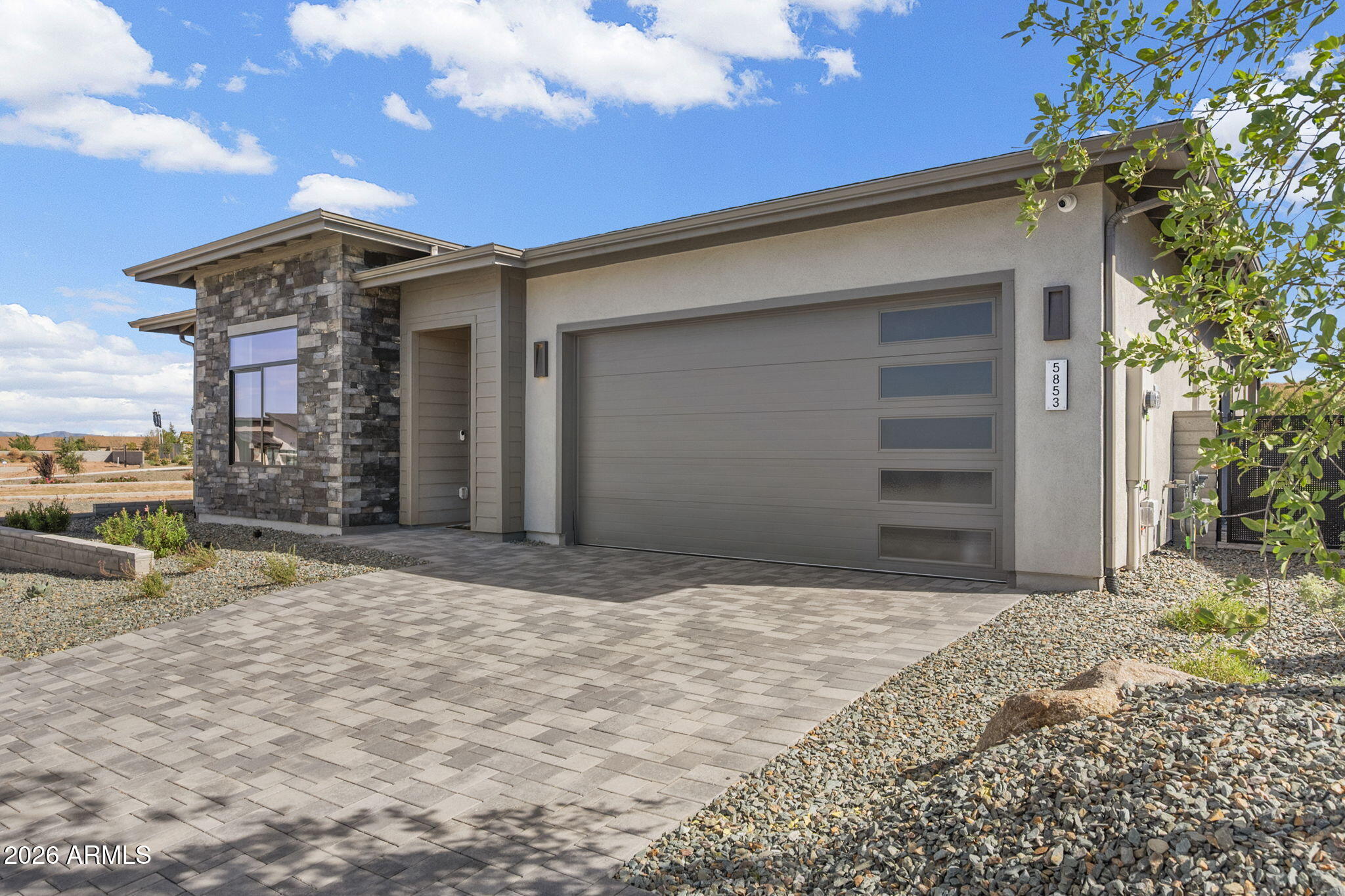 5853 E DAVIDSON Court