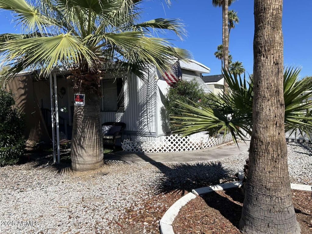 Photo of 1250 E Bell Road, Phoenix, AZ 85022 (MLS # 6999872)