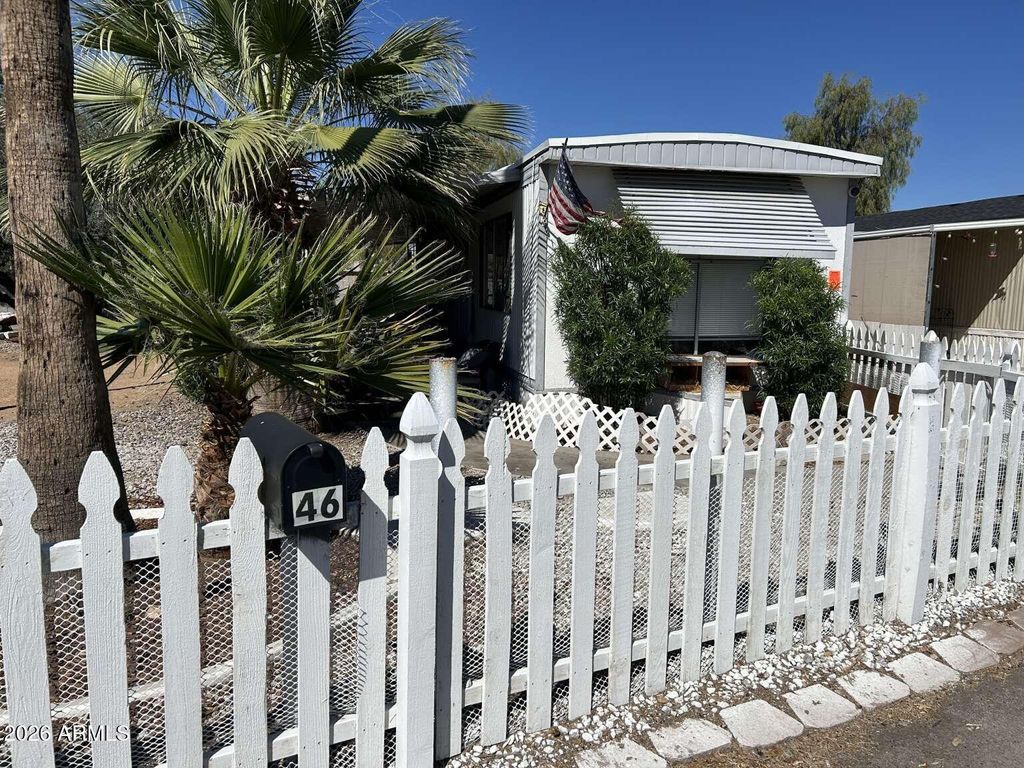 Photo of 1250 E Bell Road, Phoenix, AZ 85022 (MLS # 6999872)