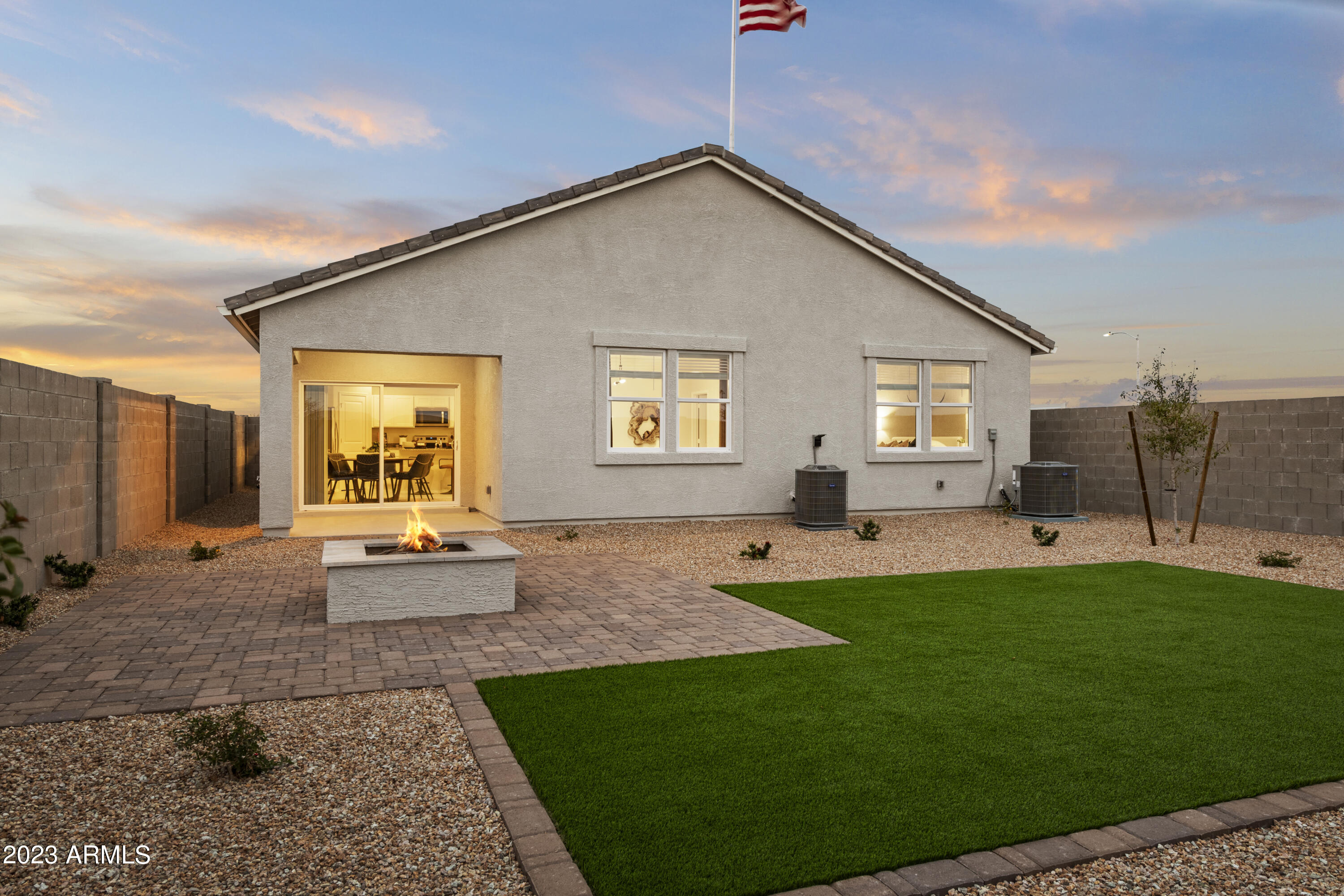 2337 W Solstice Avenue