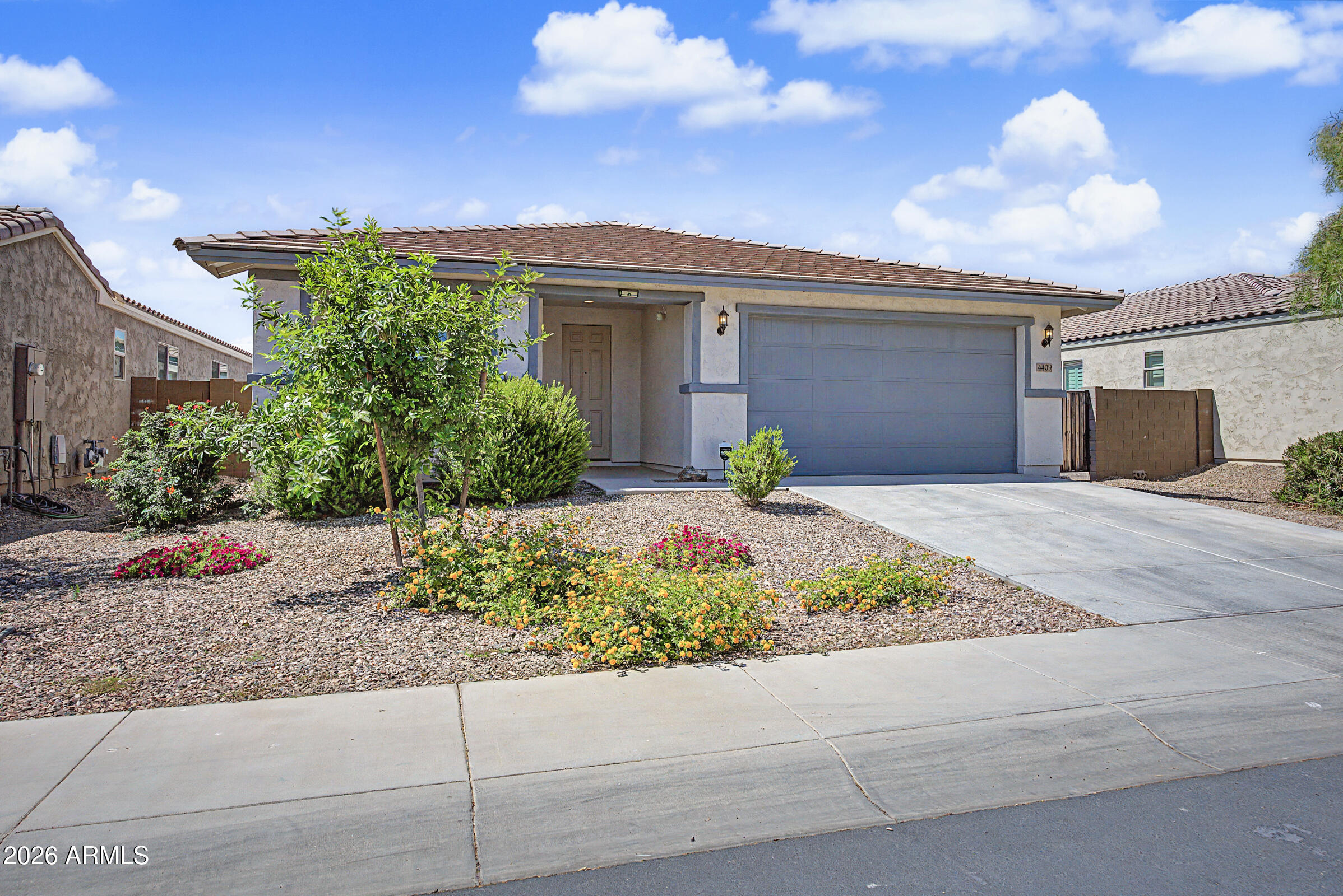 4409 W VERVAIN Avenue