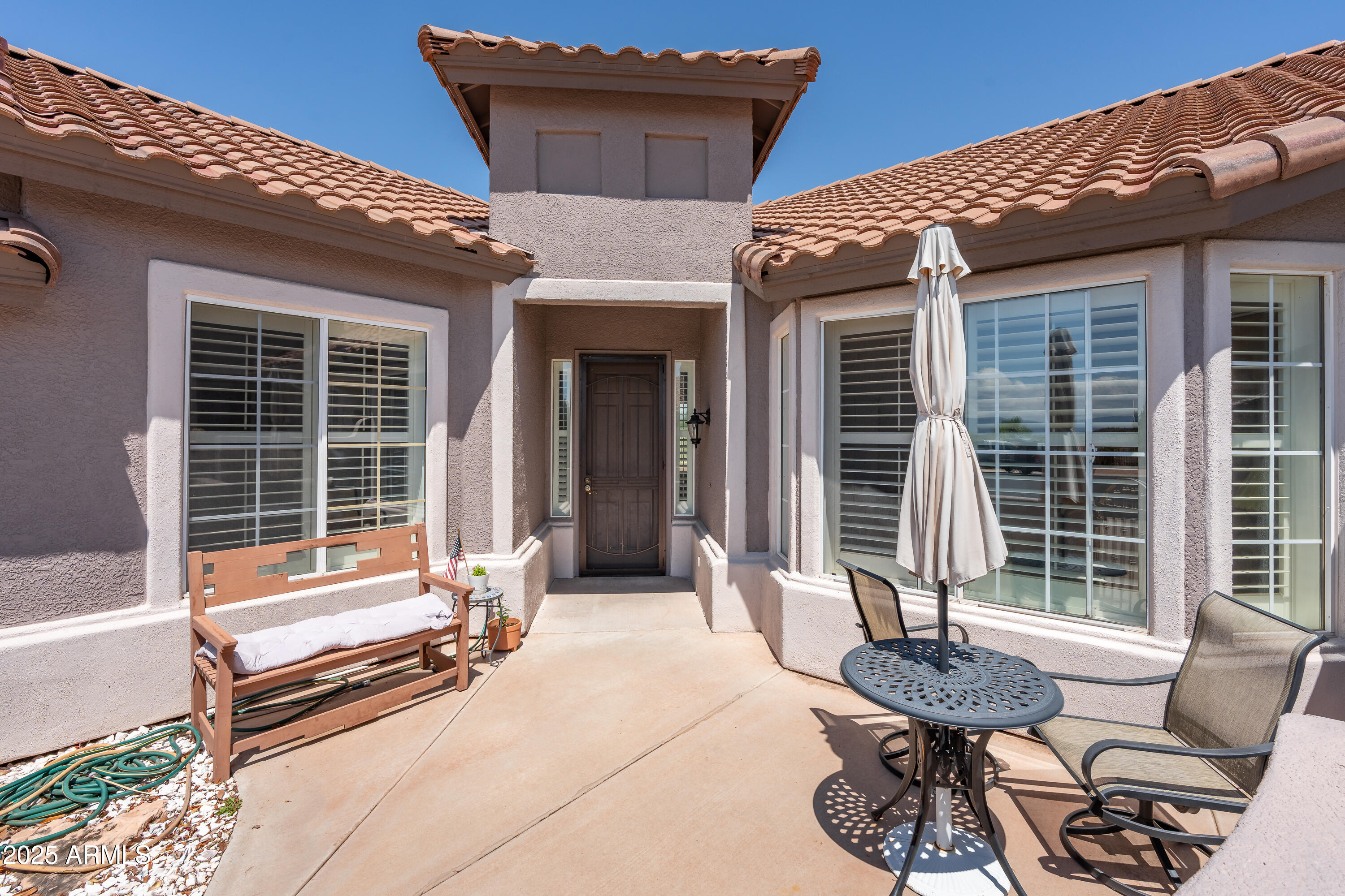 413 S VALLE ESCONDIDO --