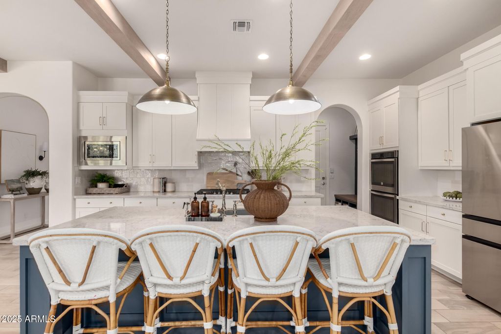 Photo of 3970 E Iris Drive, Chandler, AZ 85286 (MLS # 6914054)