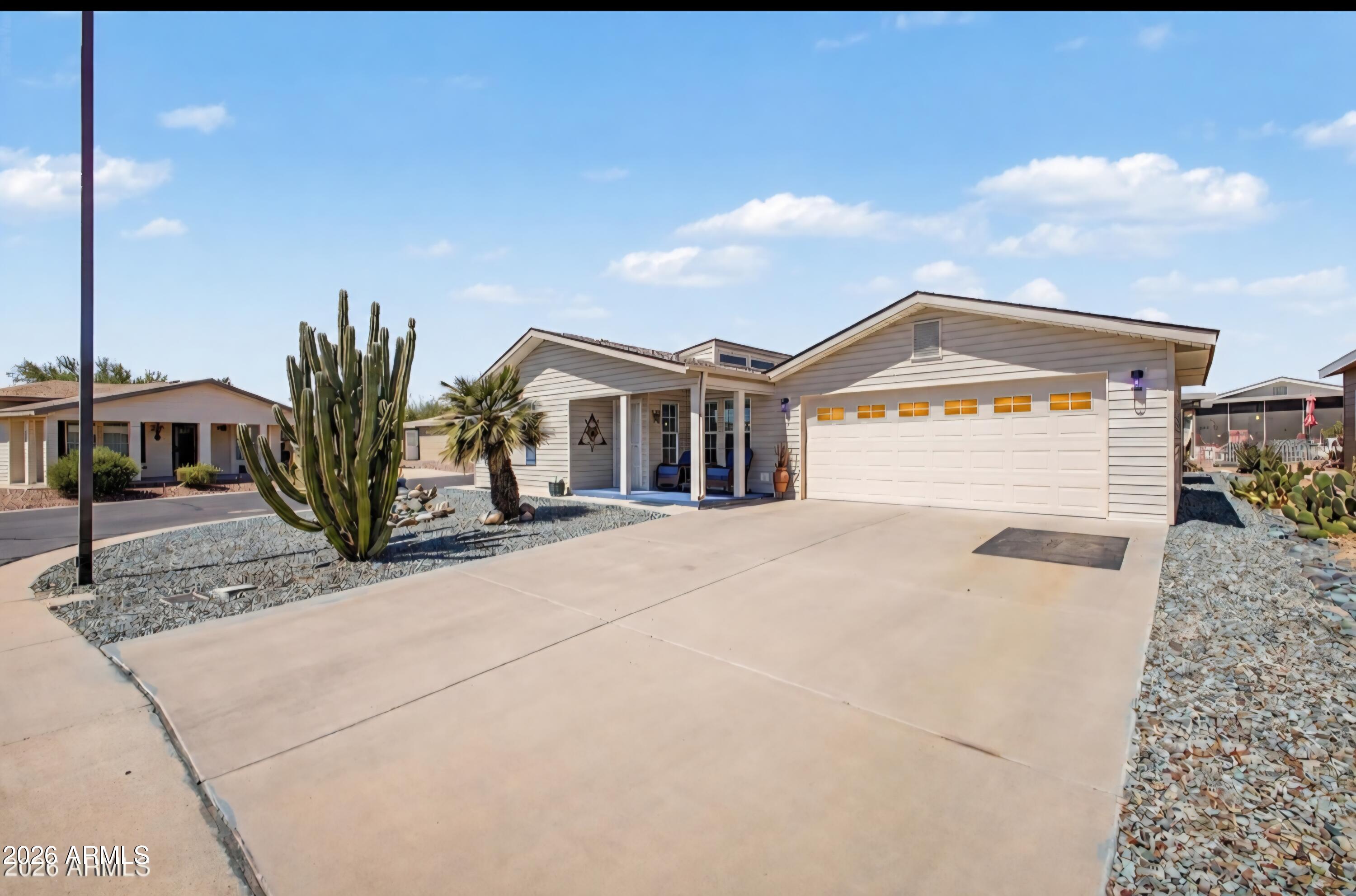 3301 S GOLDFIELD Road 2122