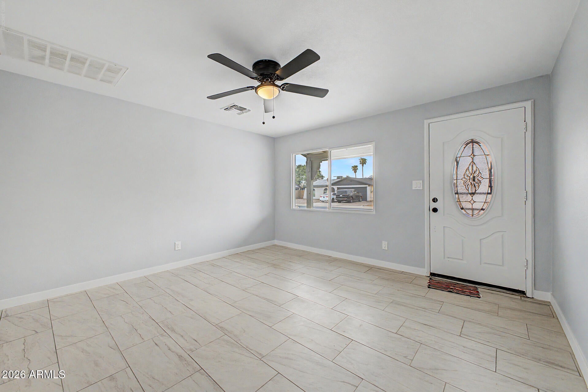 6753 W PALM Lane