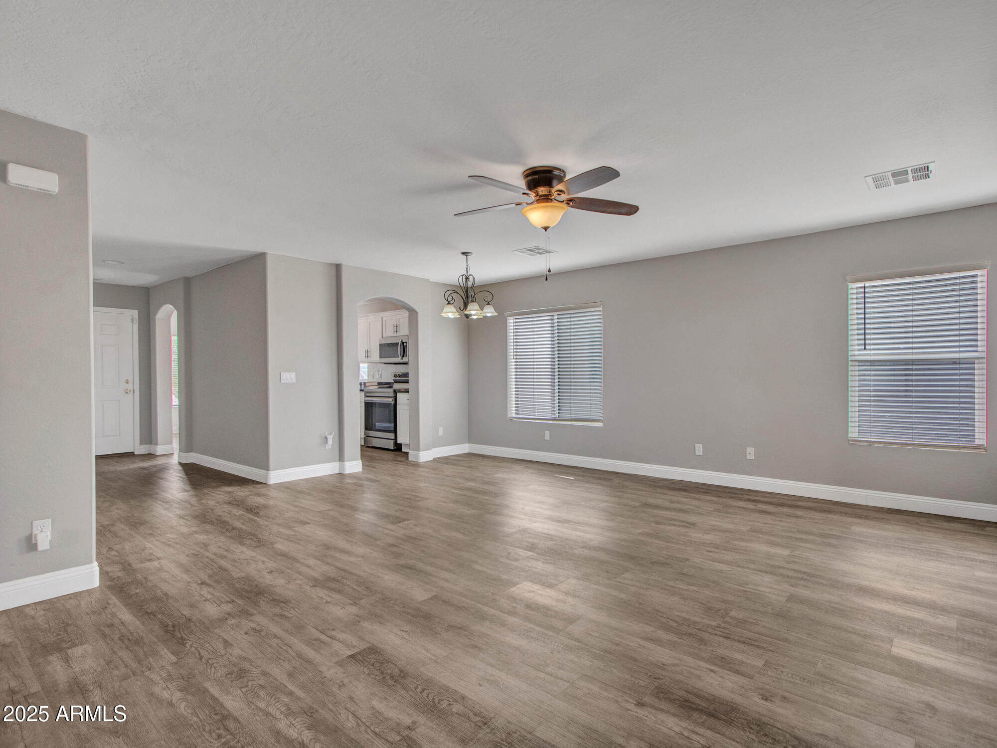 Buckeye, Arizona 85326, United States, 3 Bedrooms Bedrooms, ,2 BathroomsBathrooms,Residential,Active,167508