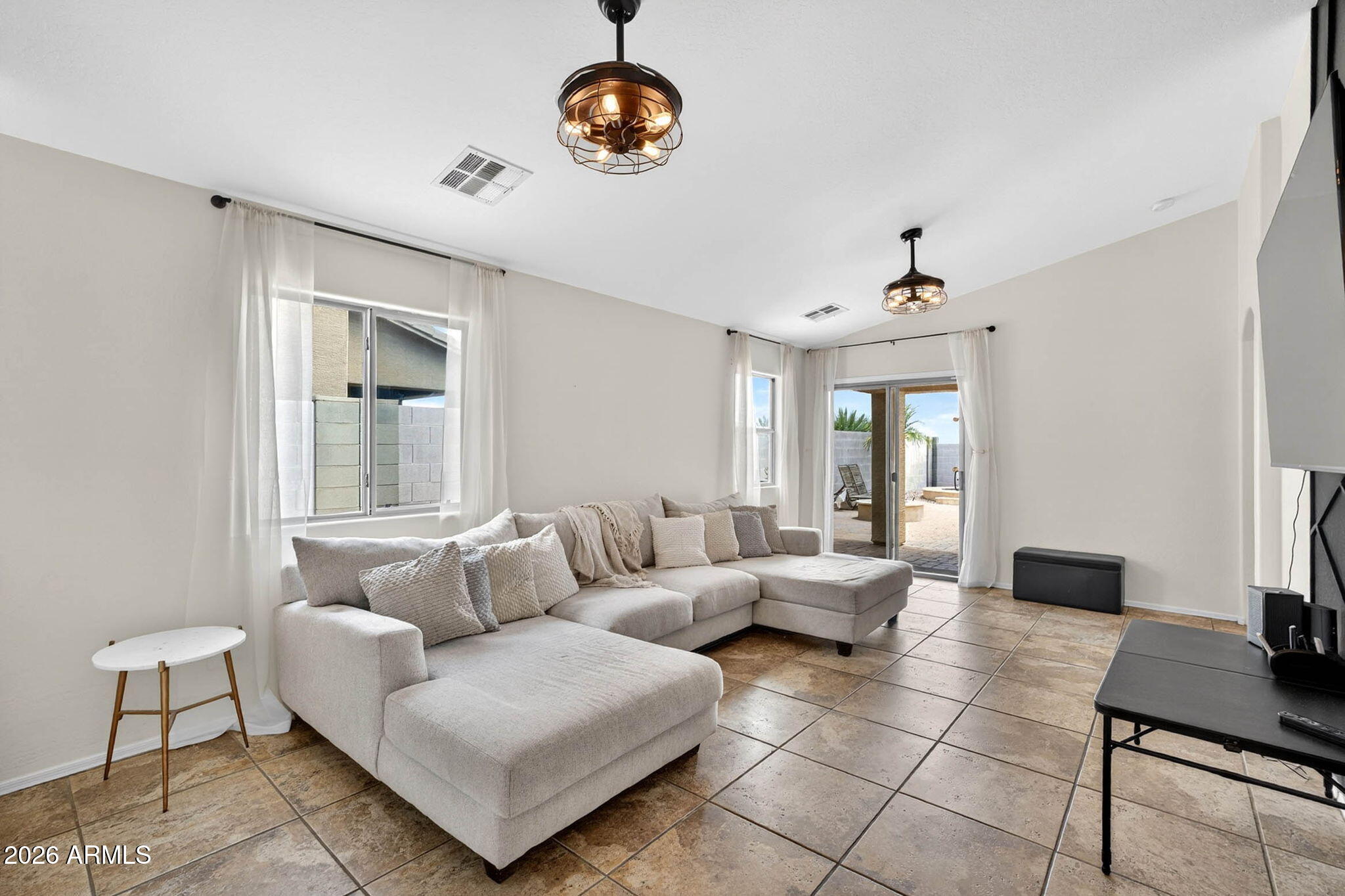 35917 W VELAZQUEZ Drive