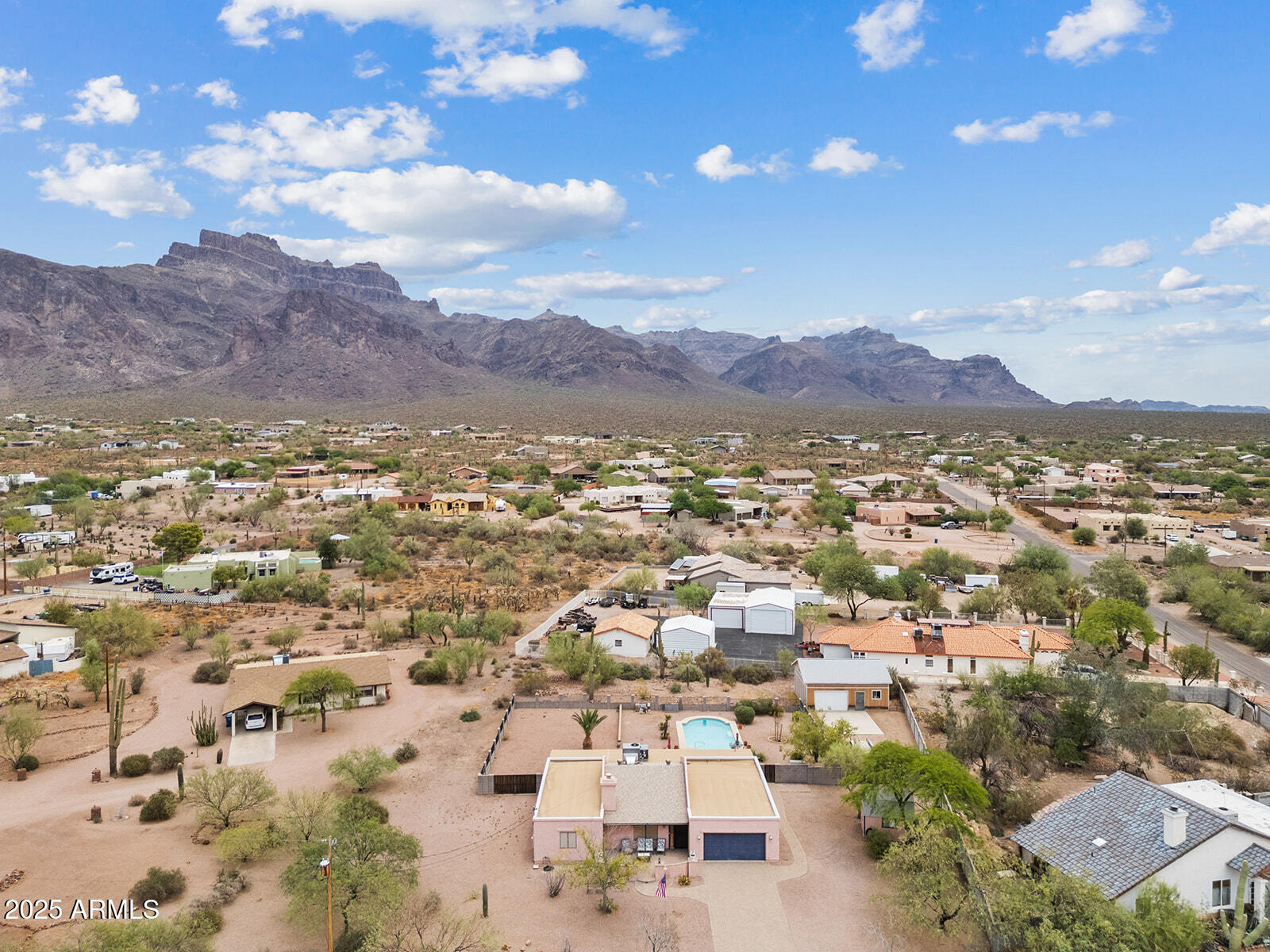 75 N VAL VISTA Road