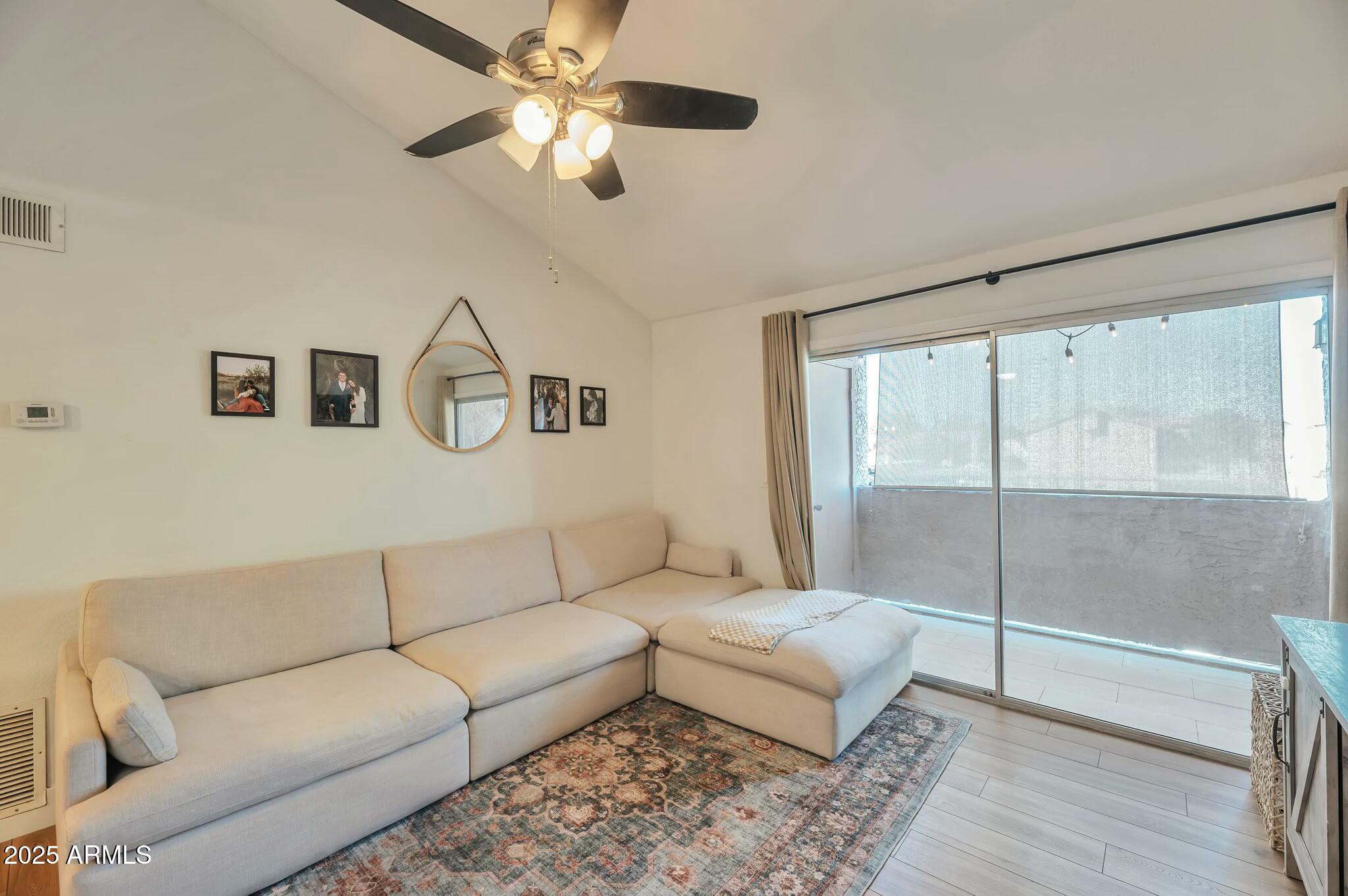 623 W GUADALUPE Road 213