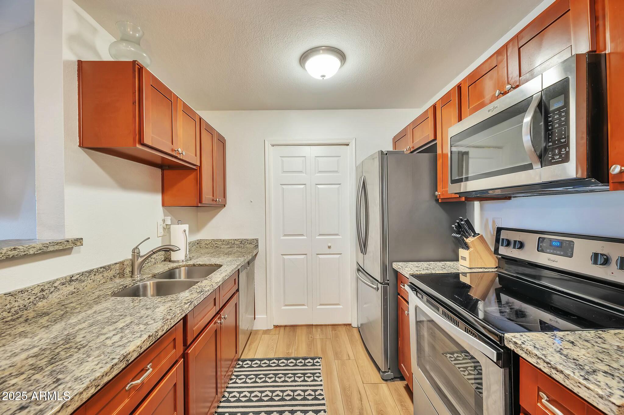 623 W GUADALUPE Road 213